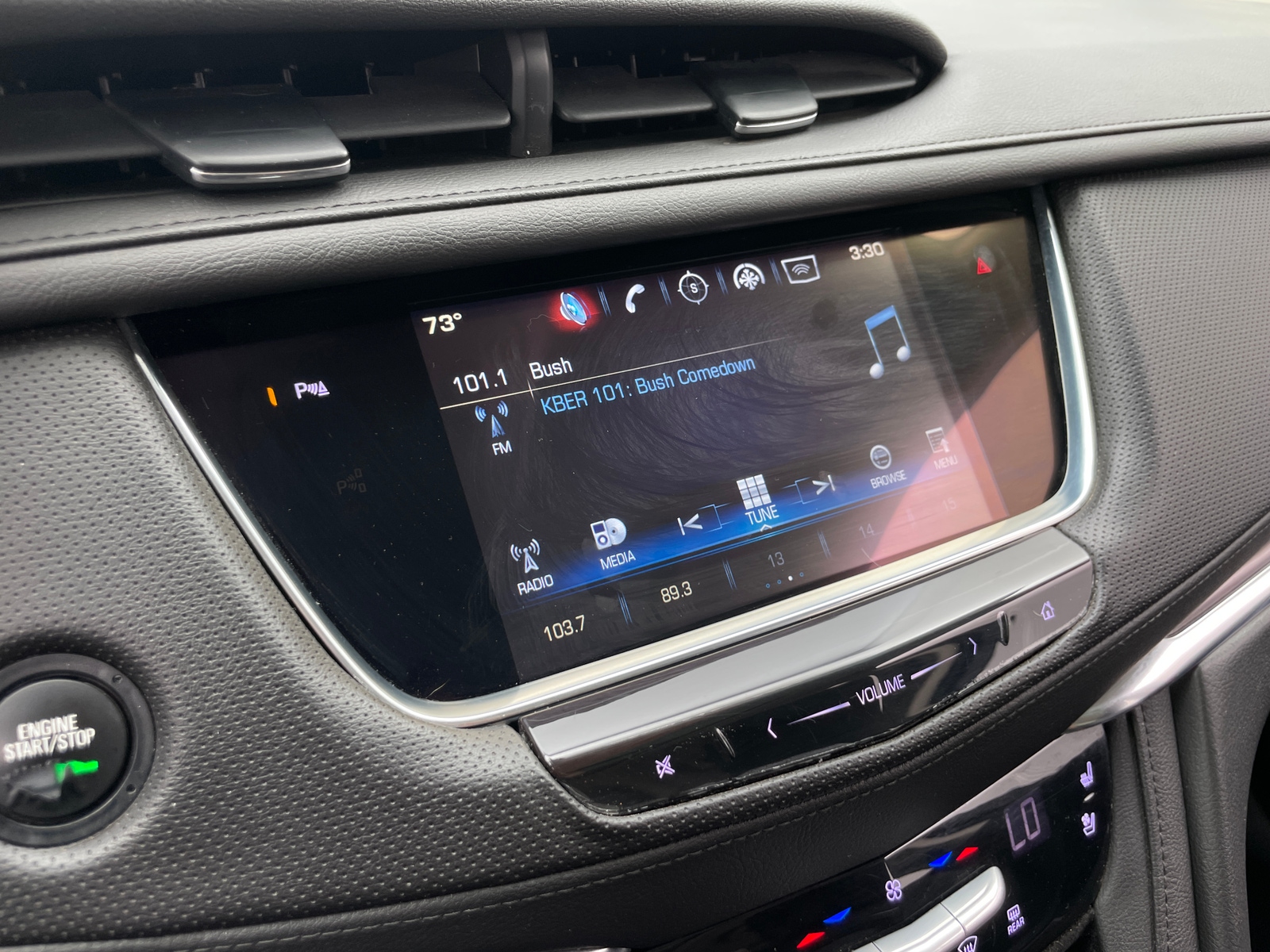 Thumbnail: 2017 Cadillac XT5 - 3