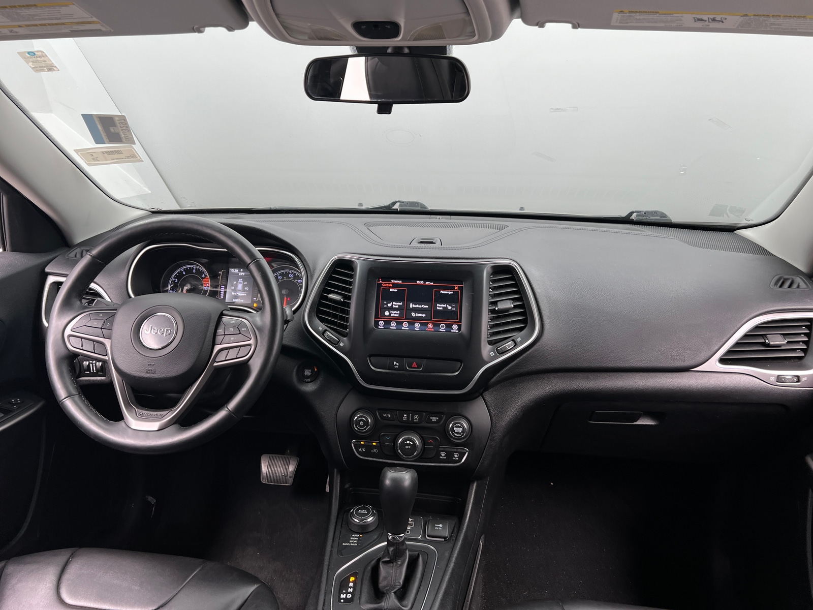 Thumbnail: 2019 Jeep Cherokee - 3