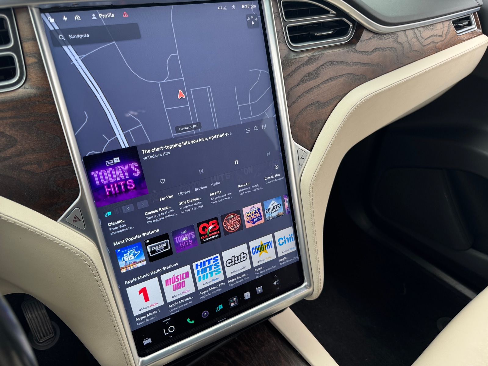 Thumbnail: 2018 Tesla Model X - 3