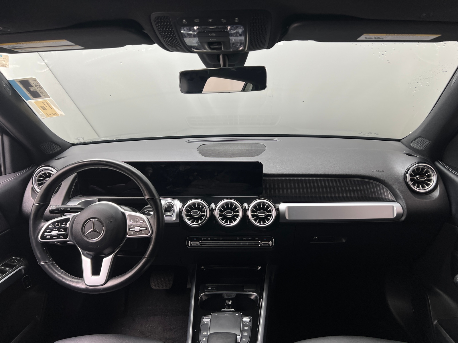 Thumbnail: 2023 Mercedes-Benz GLB - 2