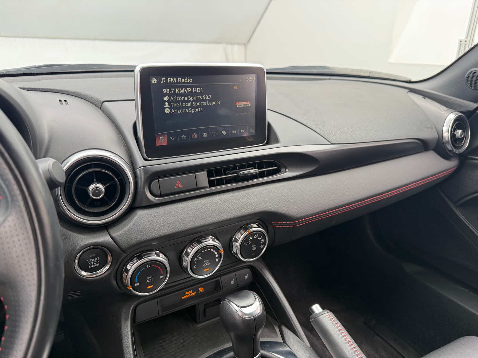Thumbnail: 2018 Fiat 124 Spider - 3