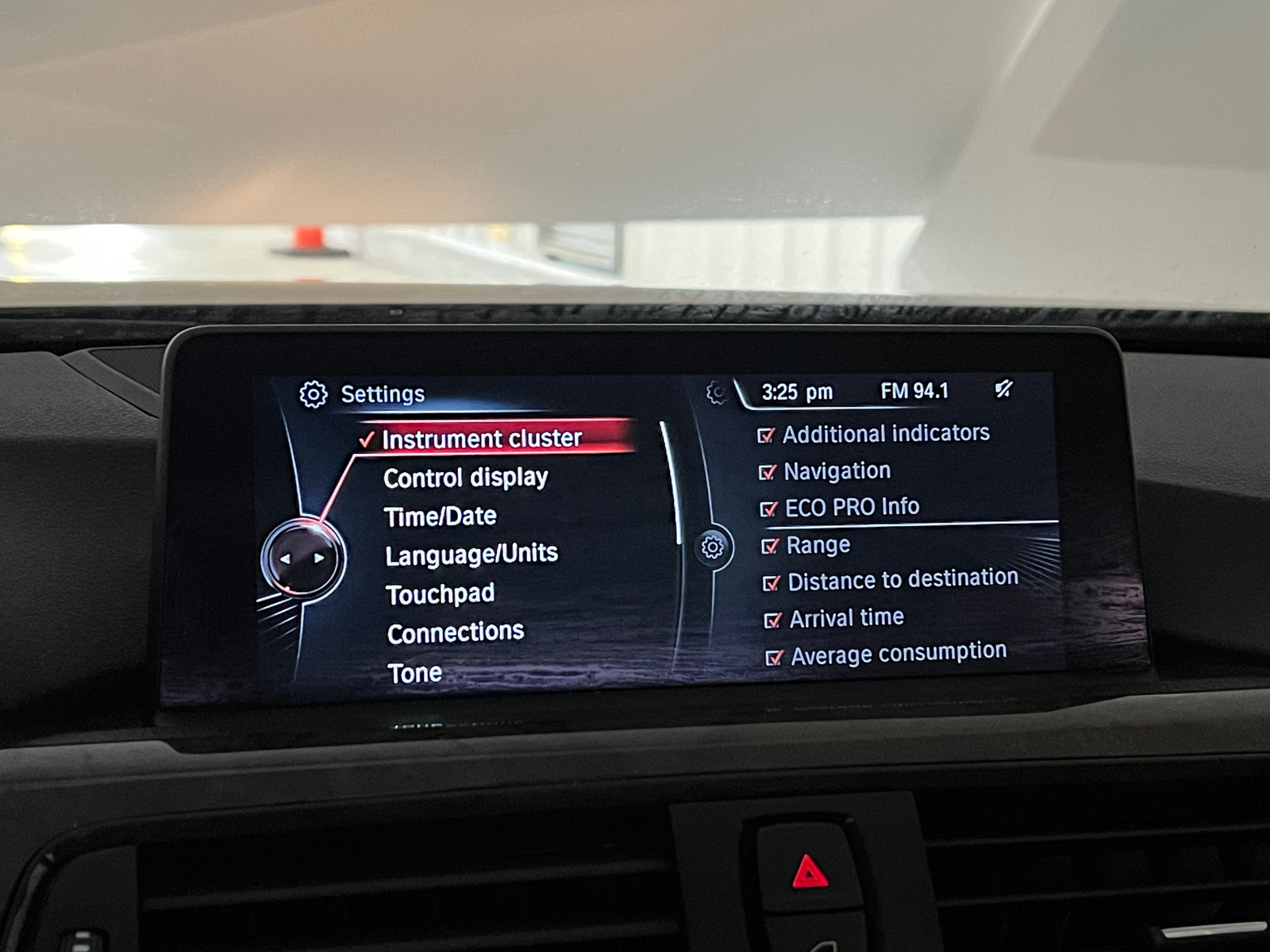 Thumbnail: 2015 BMW 3 Series - 3