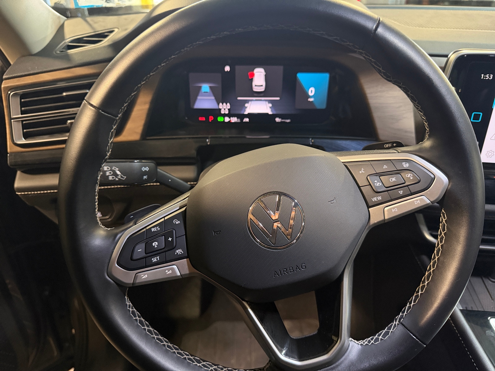 Thumbnail: 2025 Volkswagen Atlas - 4