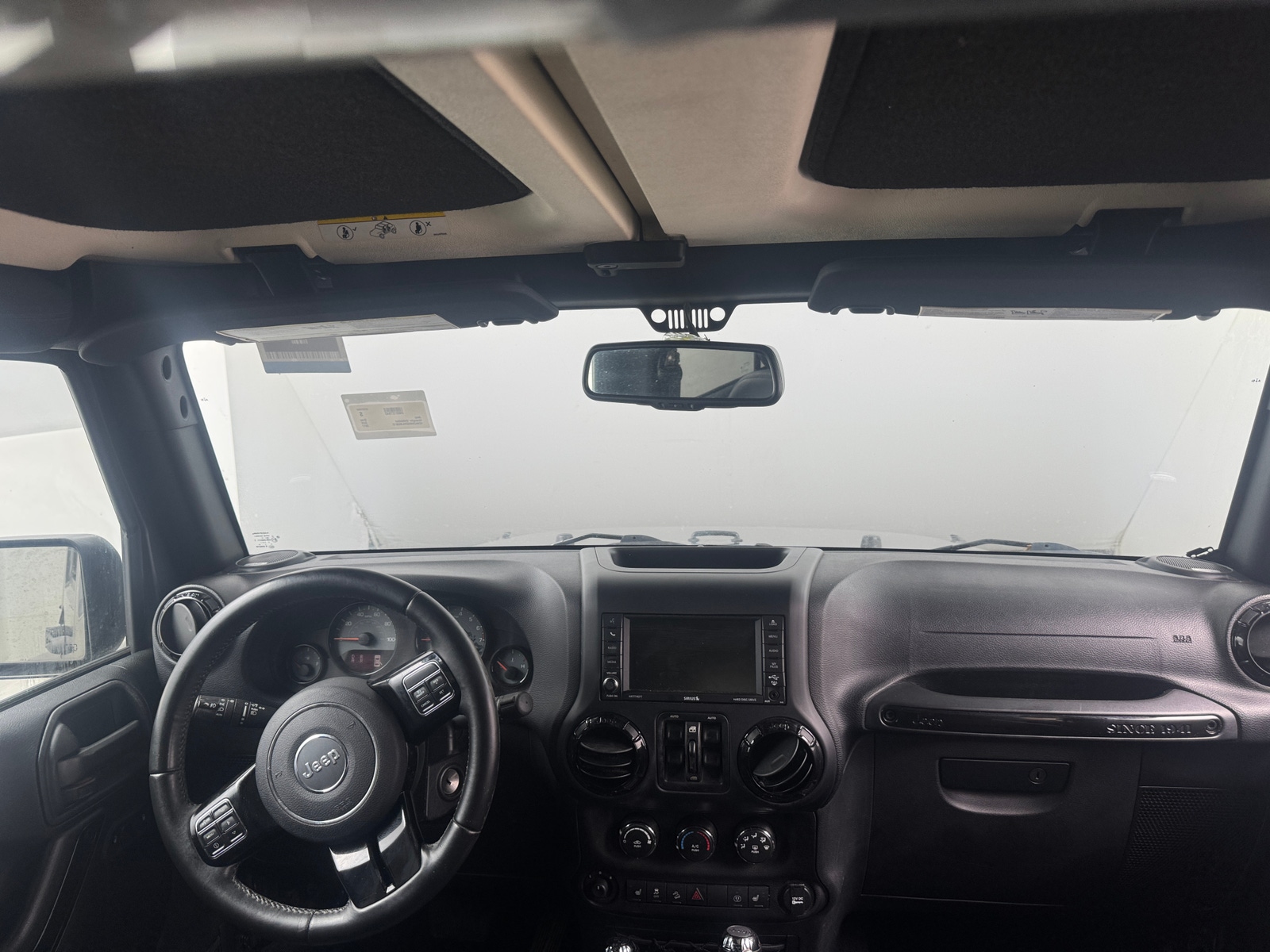 Thumbnail: 2017 Jeep Wrangler - 3