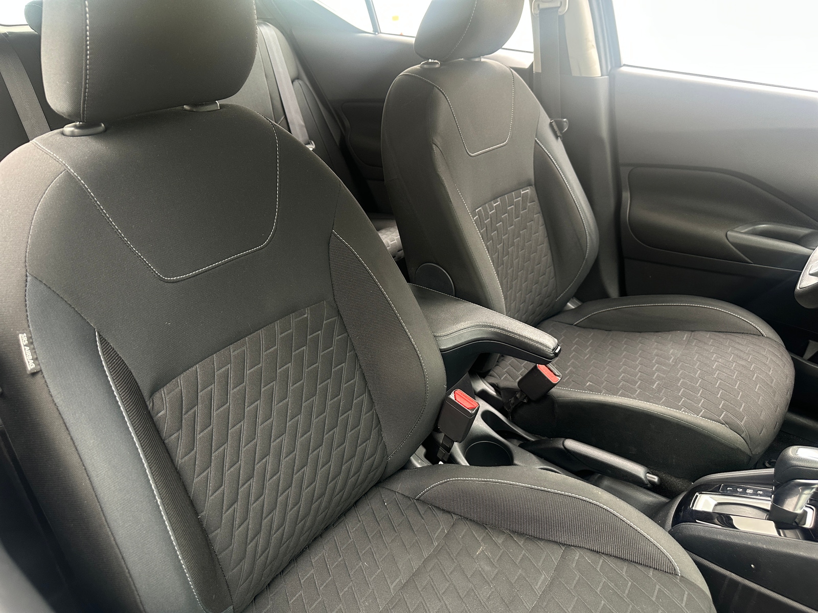 Thumbnail: 2021 Nissan Kicks - 2