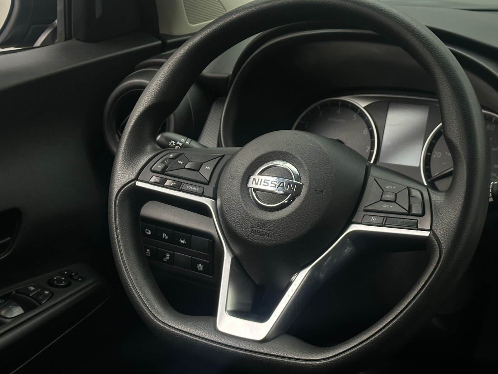 Thumbnail: 2021 Nissan Kicks - 5