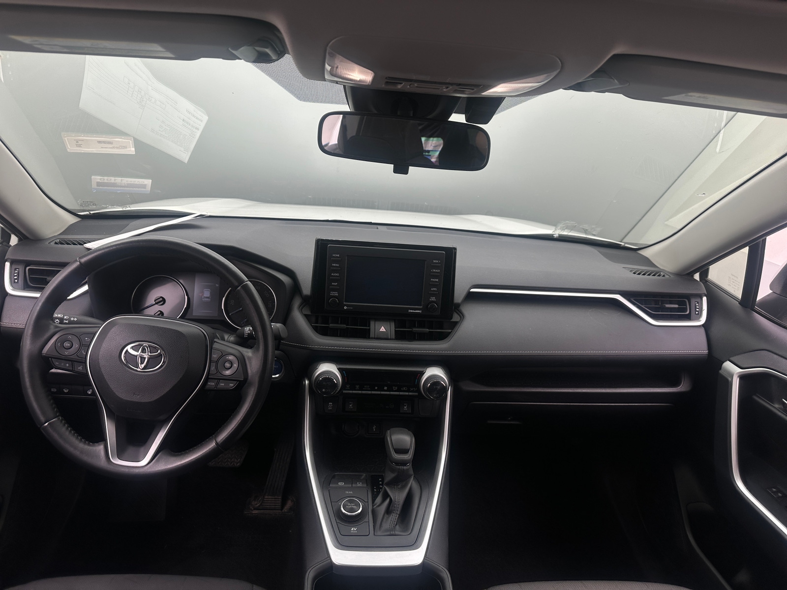 Thumbnail: 2022 Toyota RAV4 - 3