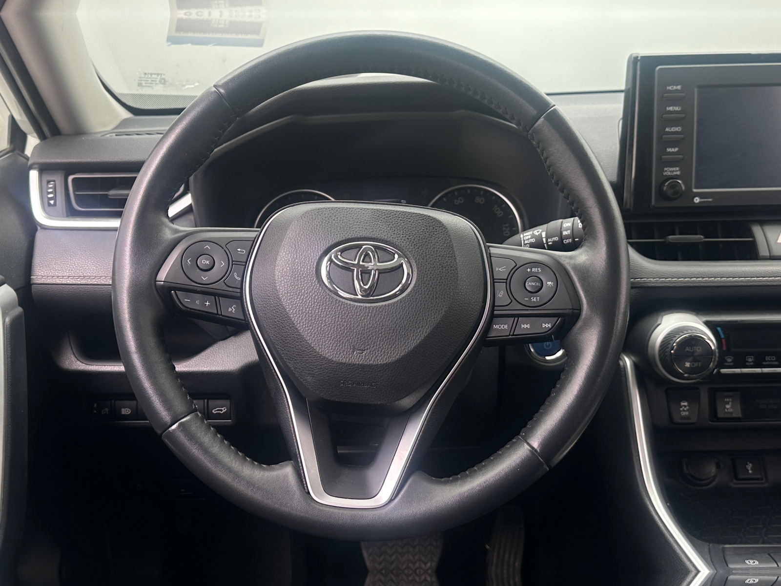 Thumbnail: 2022 Toyota RAV4 - 5