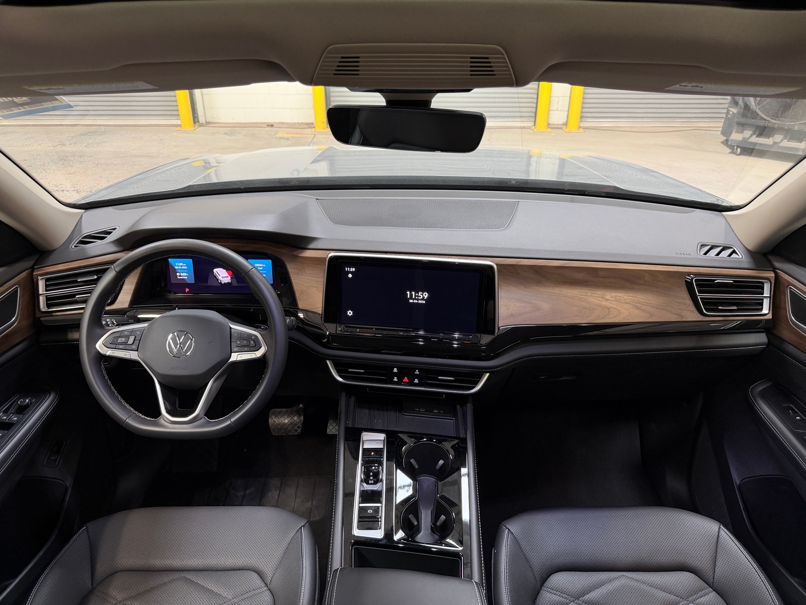 Thumbnail: 2026 Volkswagen Atlas - 2
