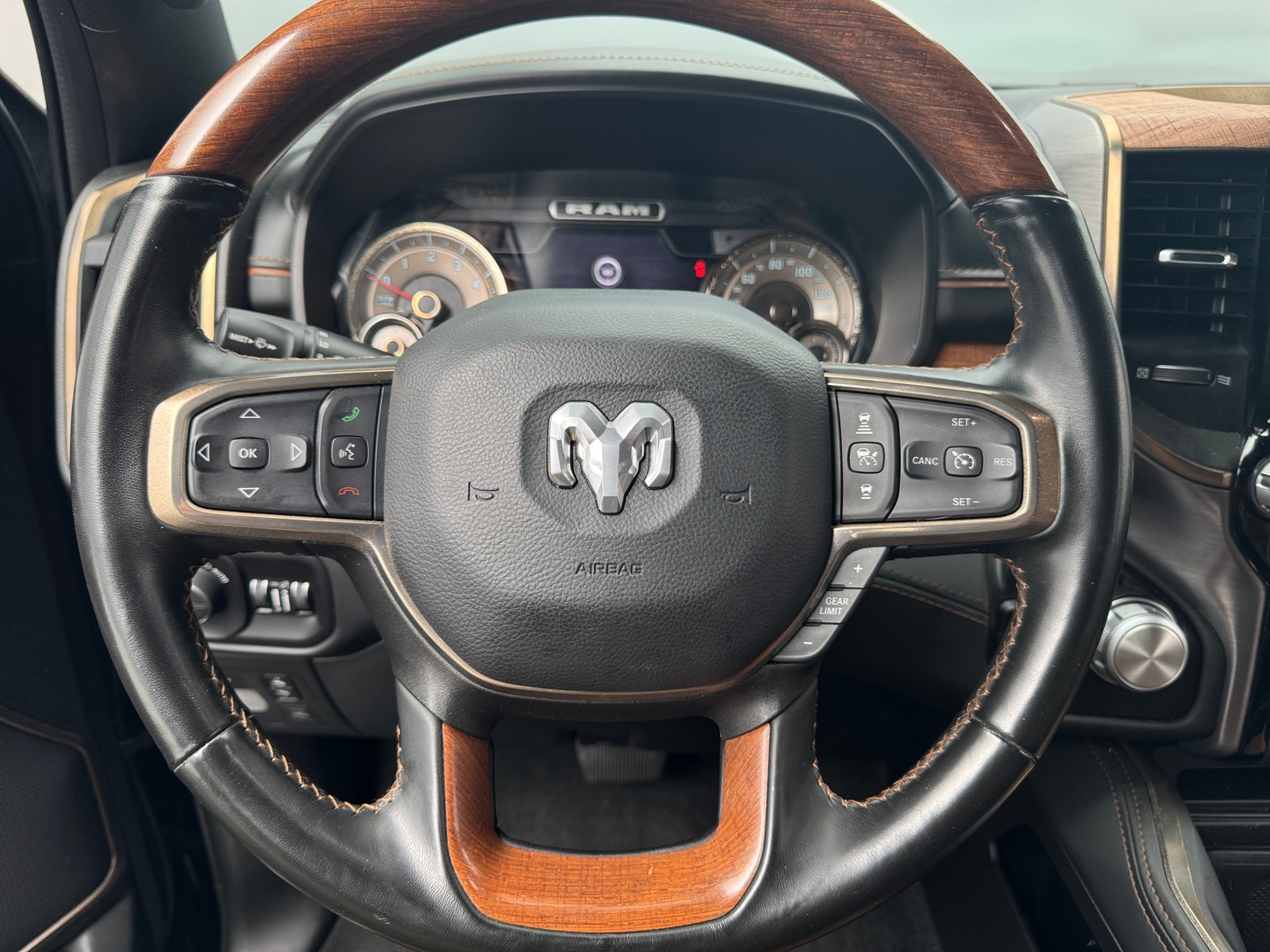 Thumbnail: 2022 RAM 1500 - 4