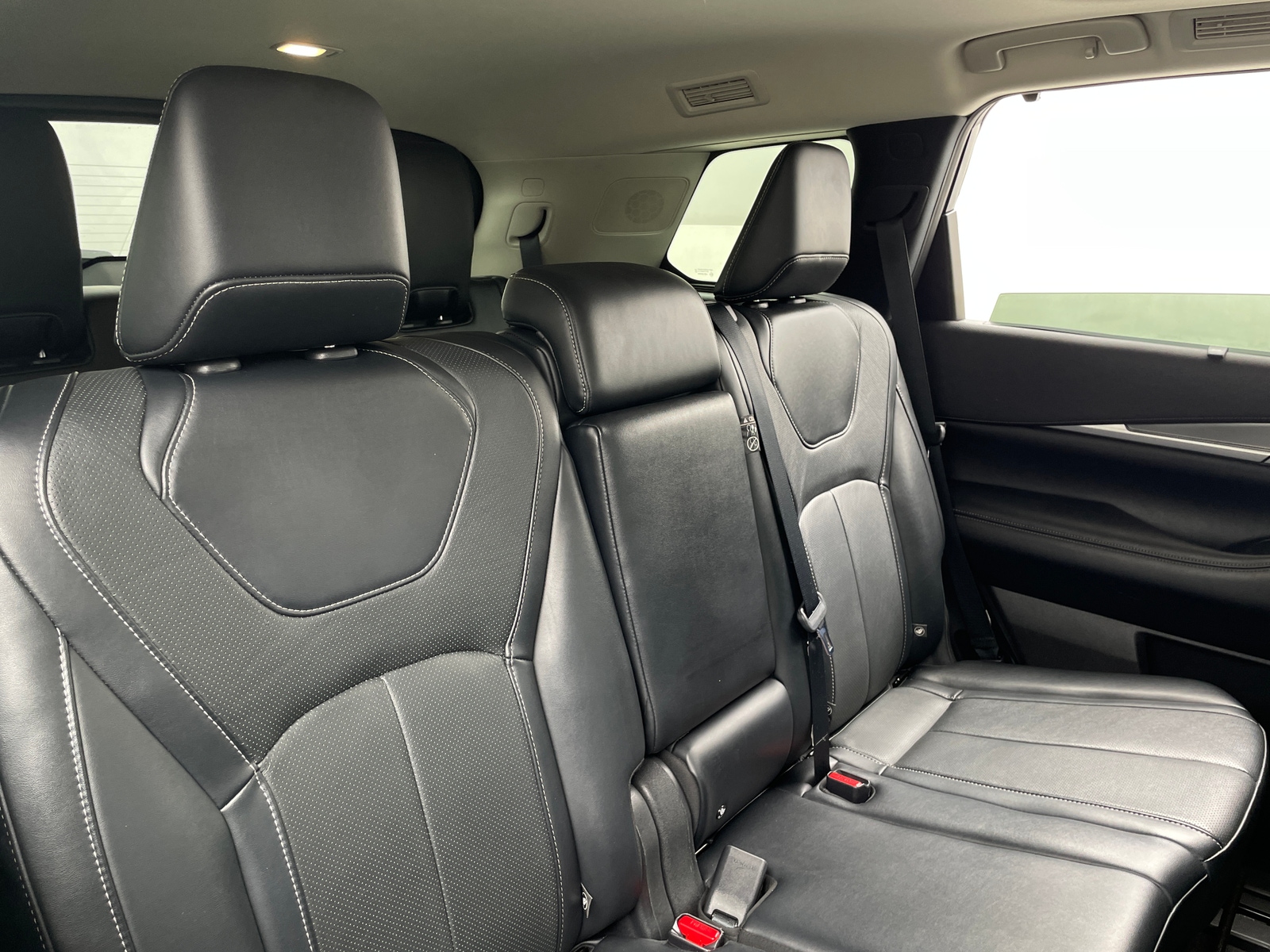 Thumbnail: 2023 INFINITI QX60 - 5