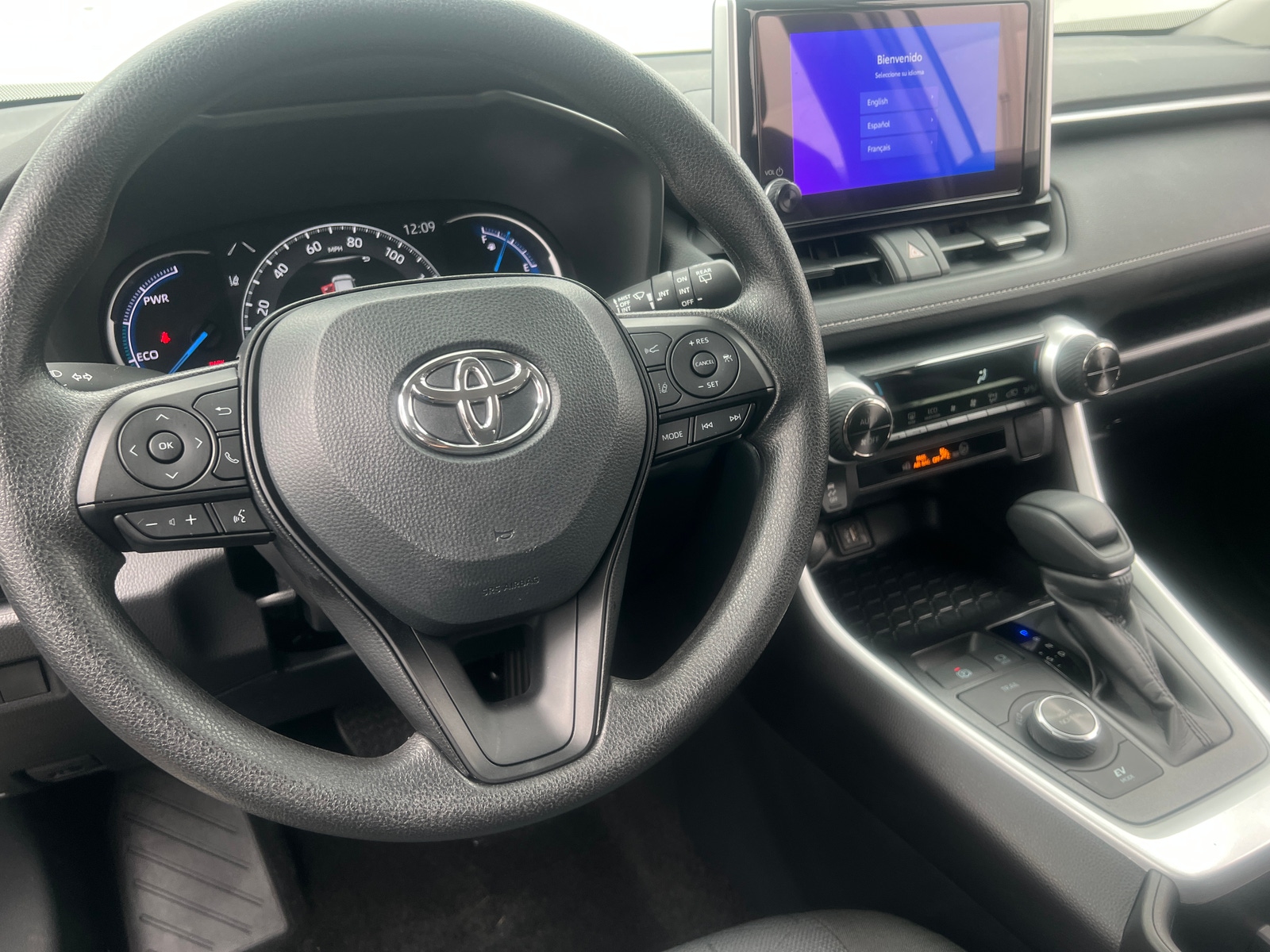 Thumbnail: 2025 Toyota RAV4 - 5