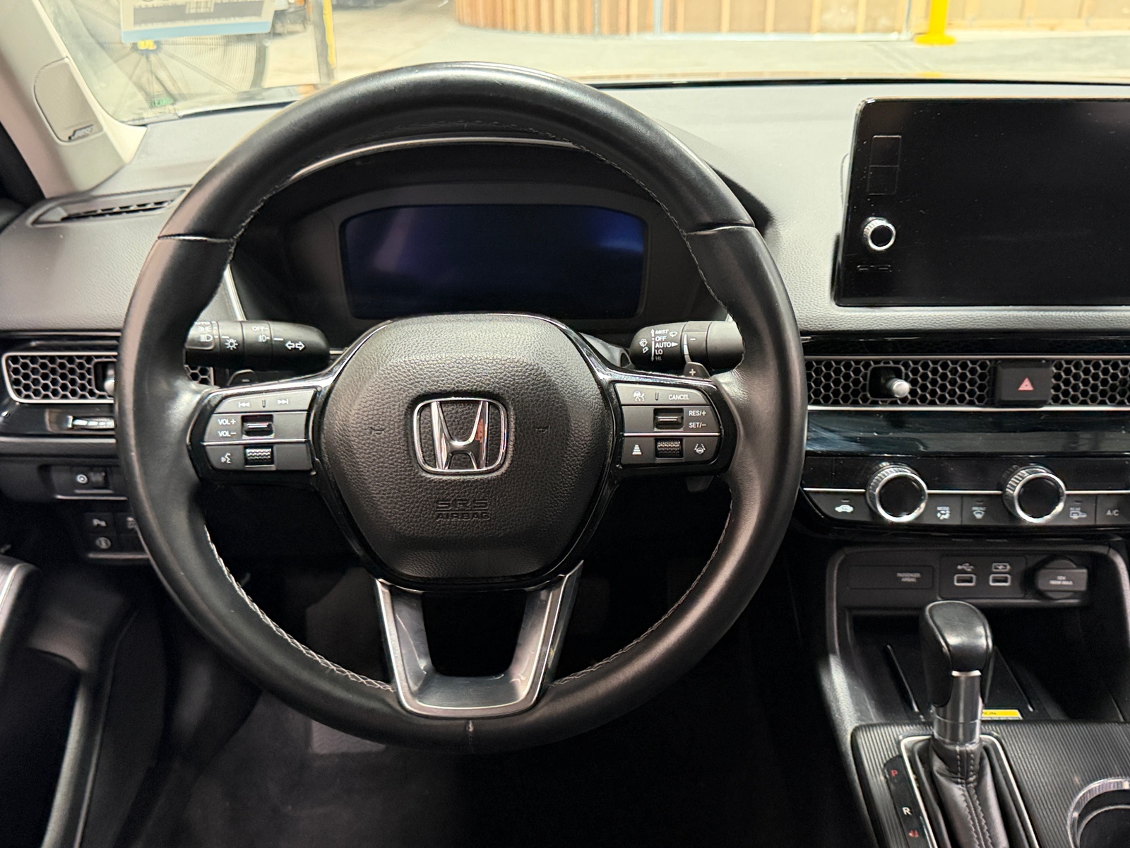 Thumbnail: 2023 Honda Civic - 4