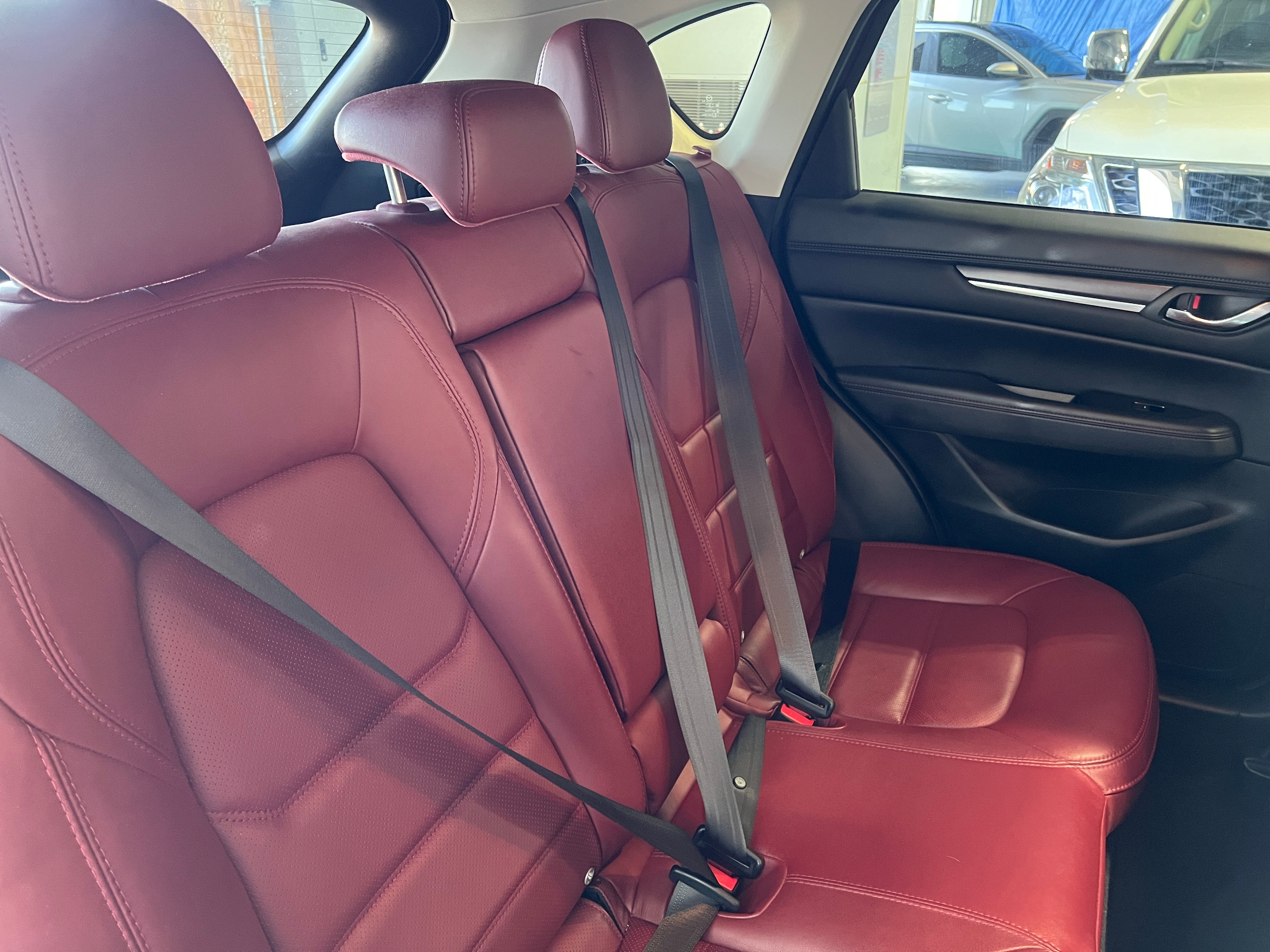 2023 Mazda CX-5 S Carbon Edition