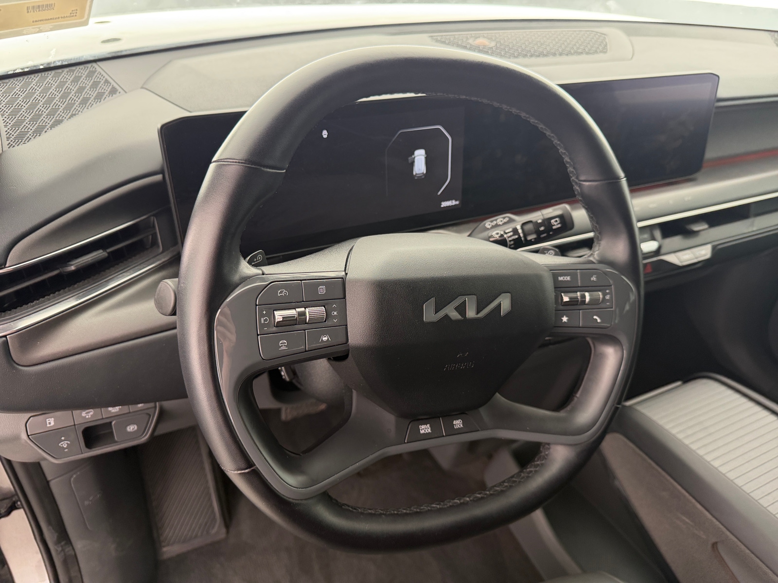 Thumbnail: 2024 Kia EV9 - 4