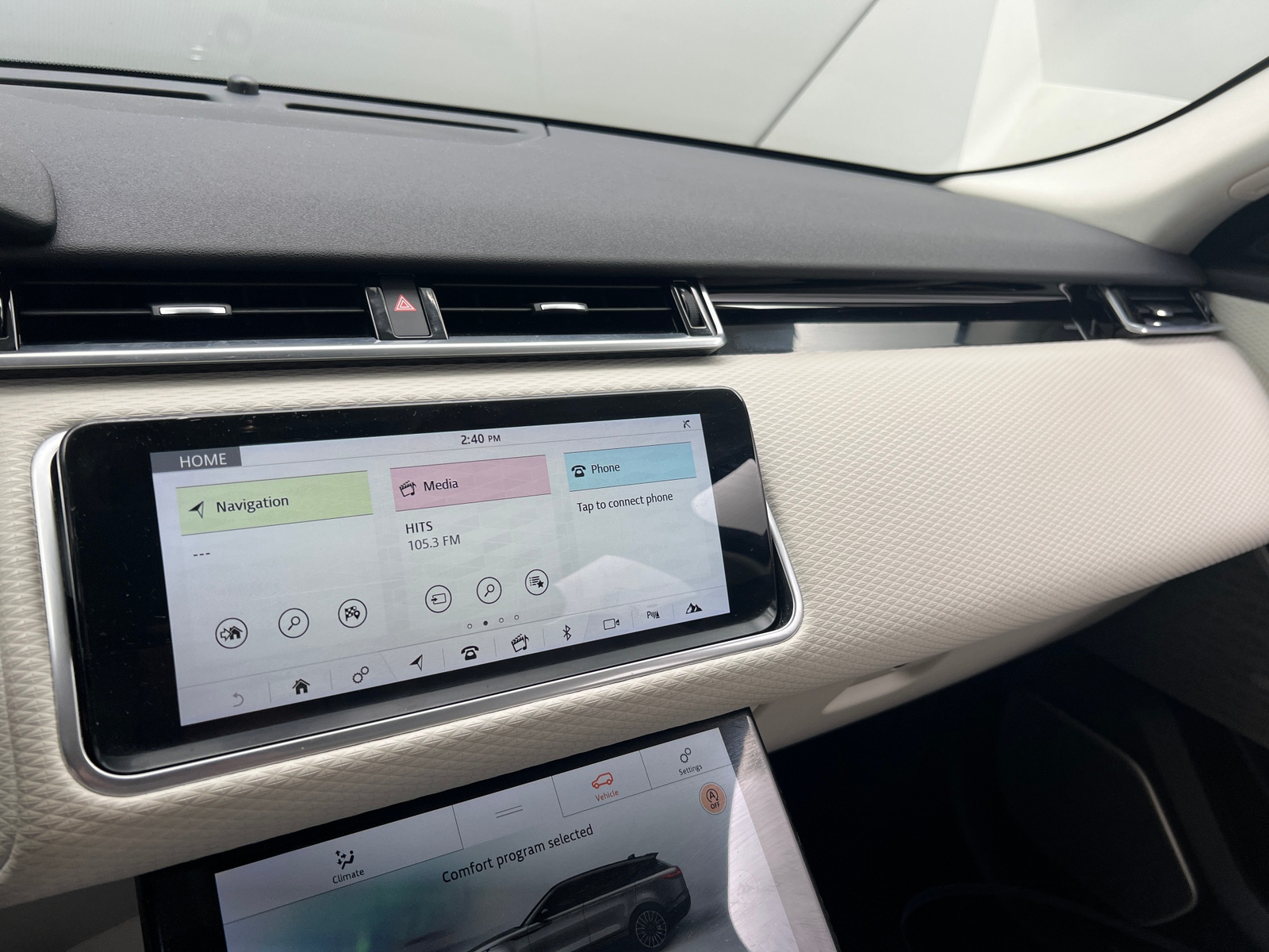 Thumbnail: 2020 Land Rover Range Rover Velar - 3