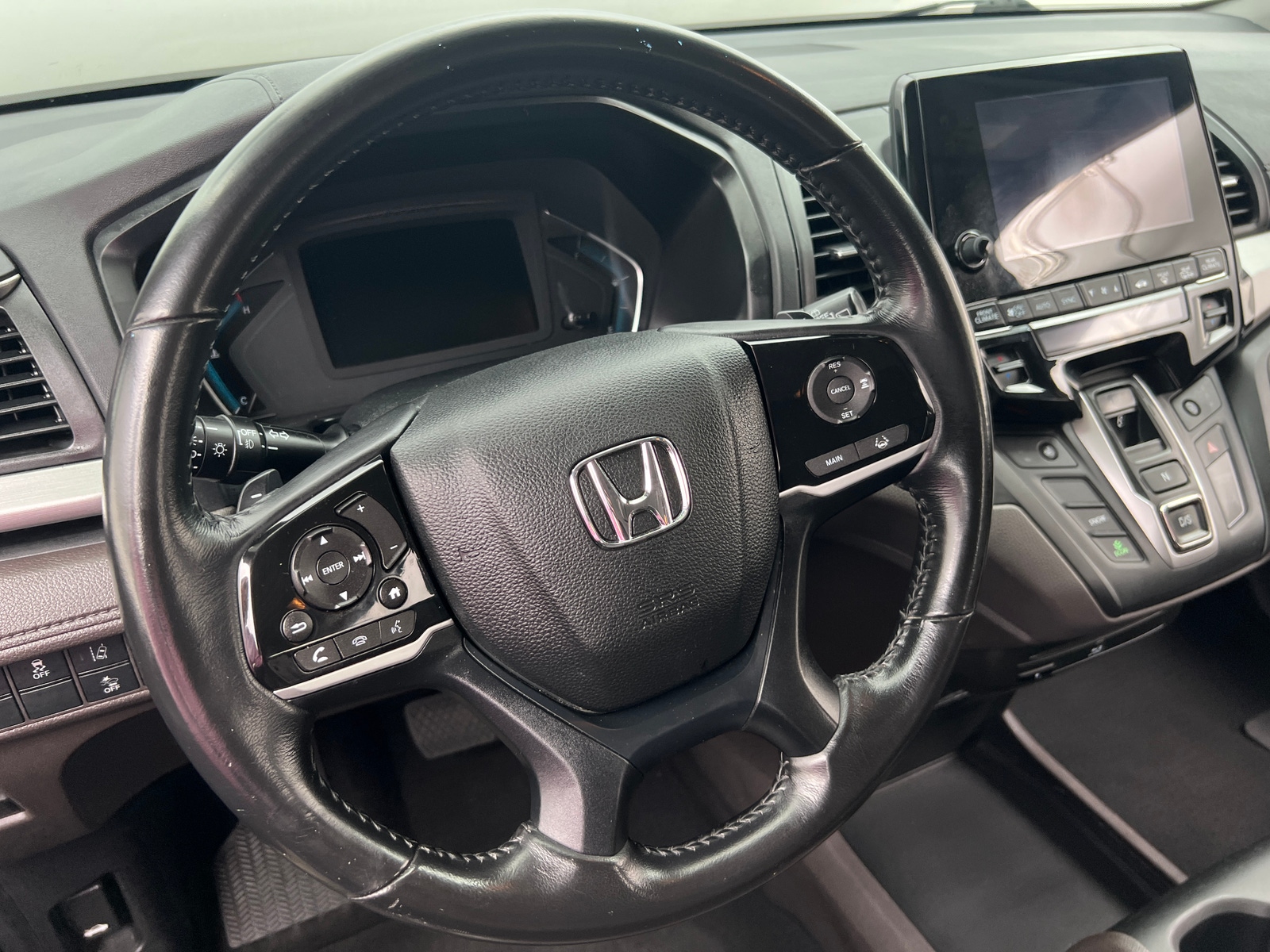 Thumbnail: 2018 Honda Odyssey - 4