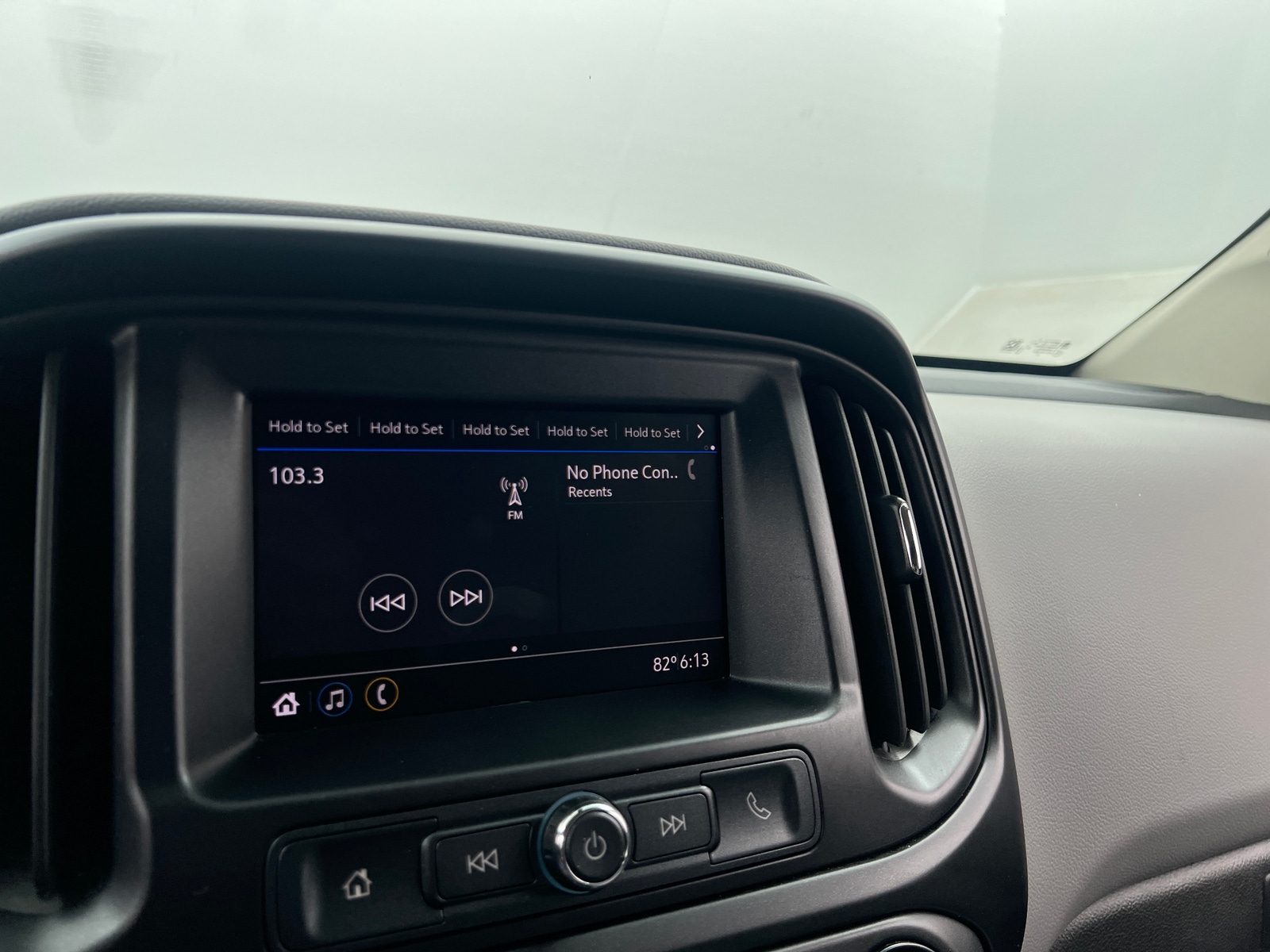 Thumbnail: 2021 Chevrolet Colorado - 3