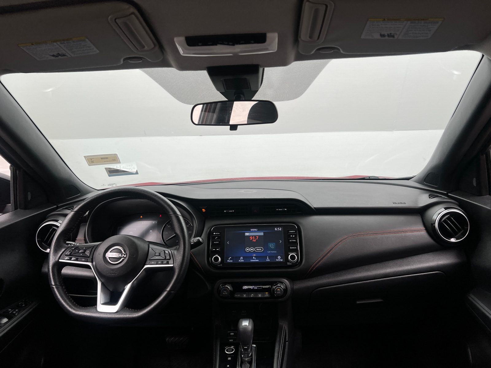 Thumbnail: 2023 Nissan Kicks - 3