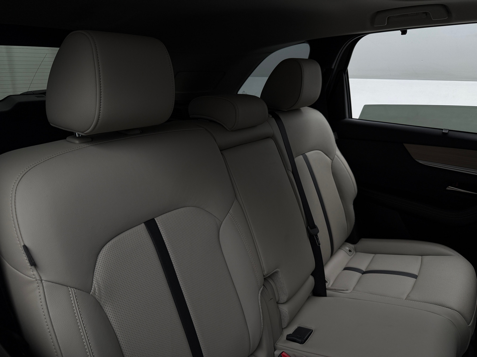 Thumbnail: 2025 Mazda CX-70 - 5