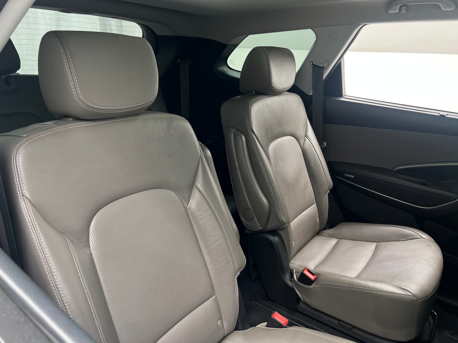 Thumbnail: 2017 Hyundai Santa Fe - 5