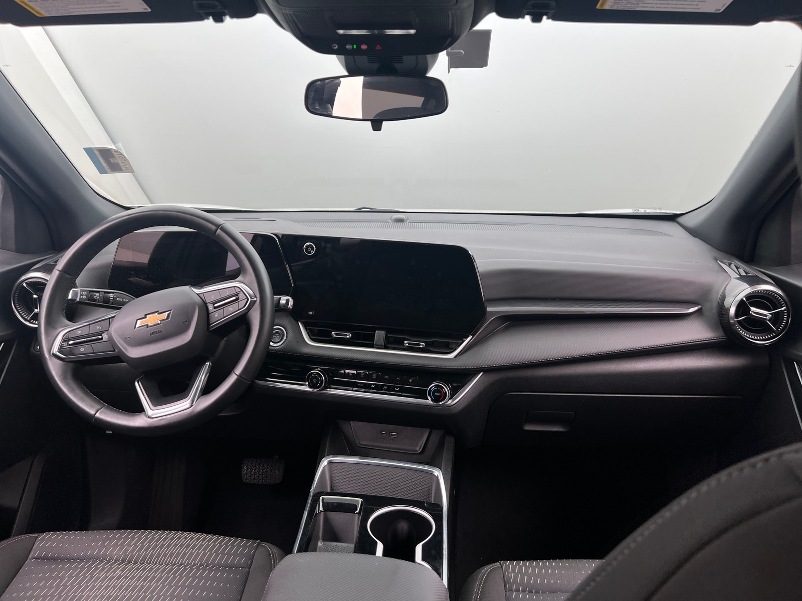 Thumbnail: 2025 Chevrolet Equinox - 3