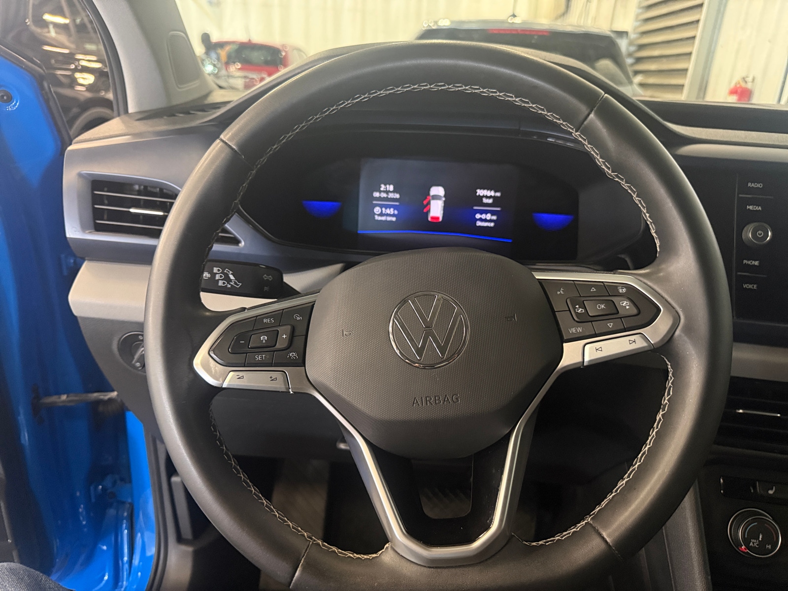 Thumbnail: 2022 Volkswagen Taos - 5