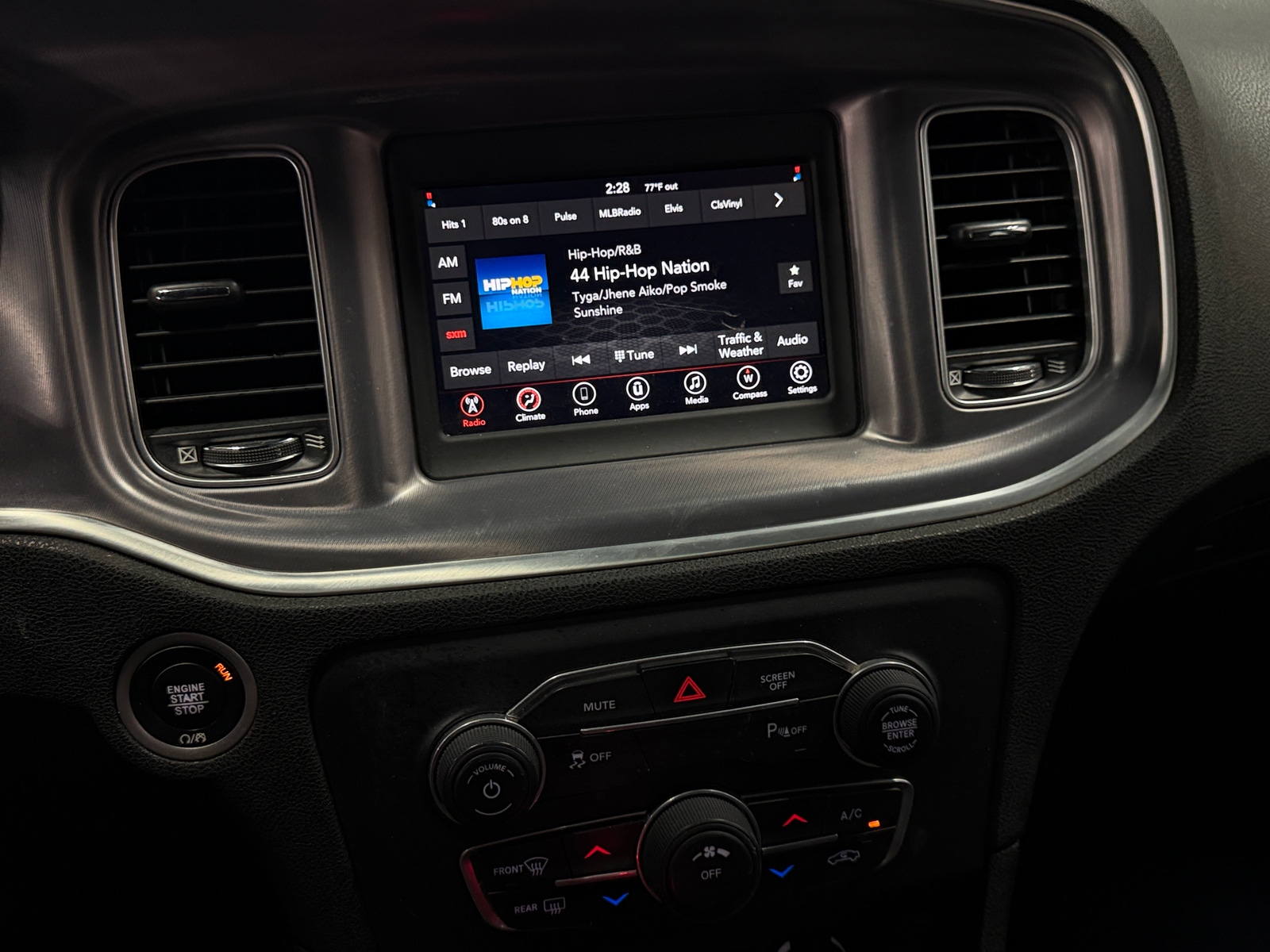 Thumbnail: 2020 Dodge Charger - 4