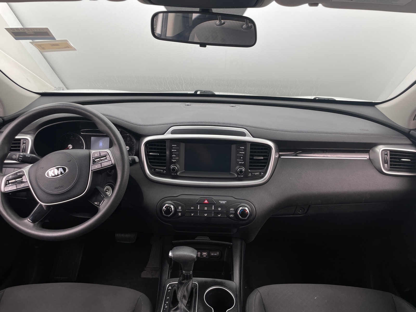 Thumbnail: 2019 Kia Sorento - 3