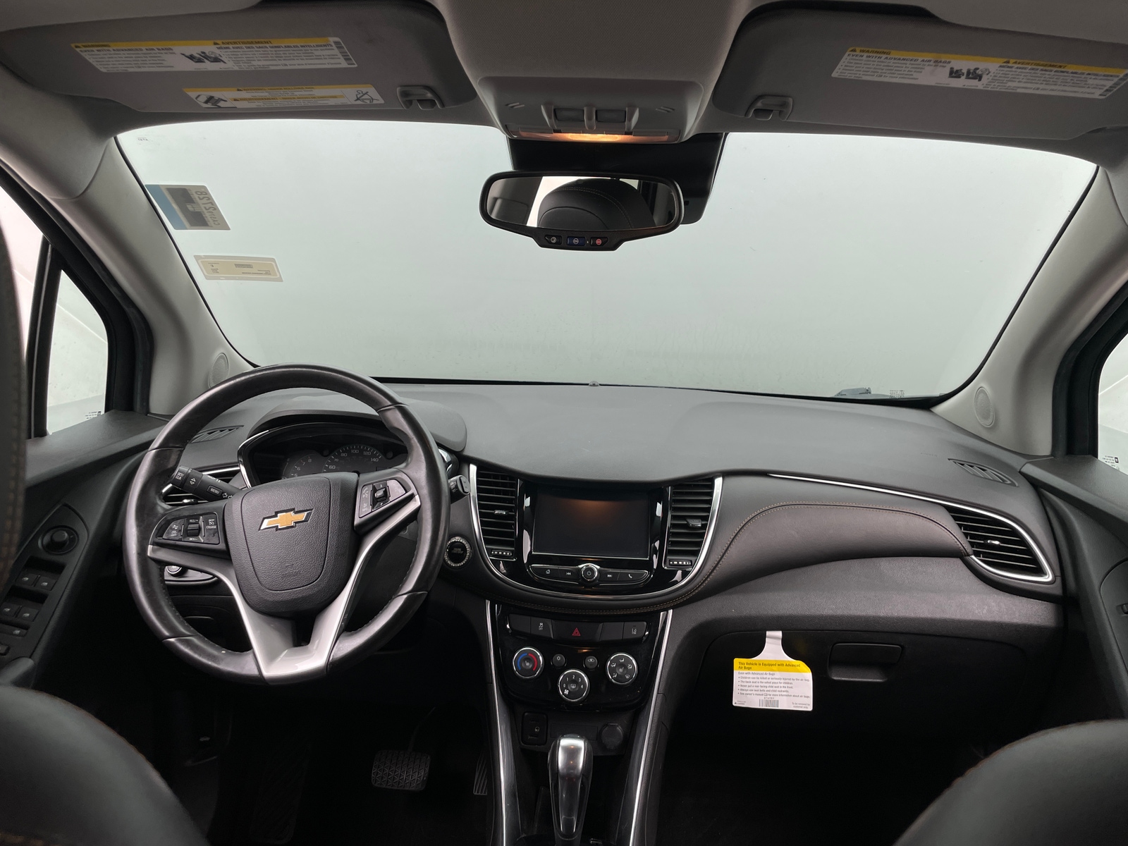 Thumbnail: 2017 Chevrolet Trax - 2