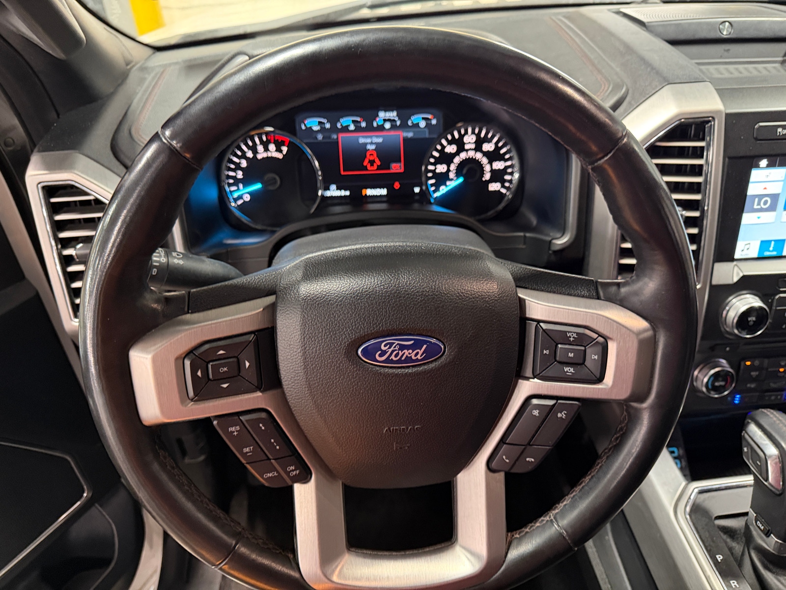 Thumbnail: 2018 Ford Econoline - 4