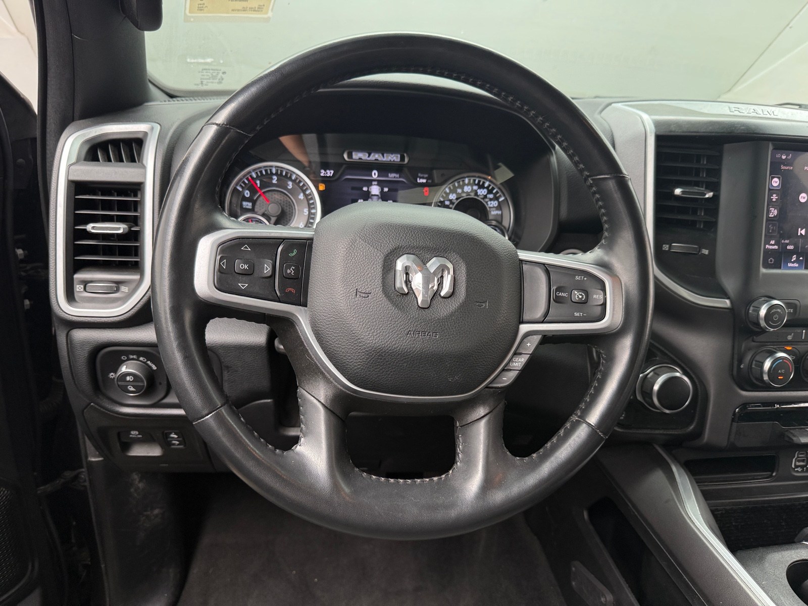 Thumbnail: 2022 RAM 1500 - 5