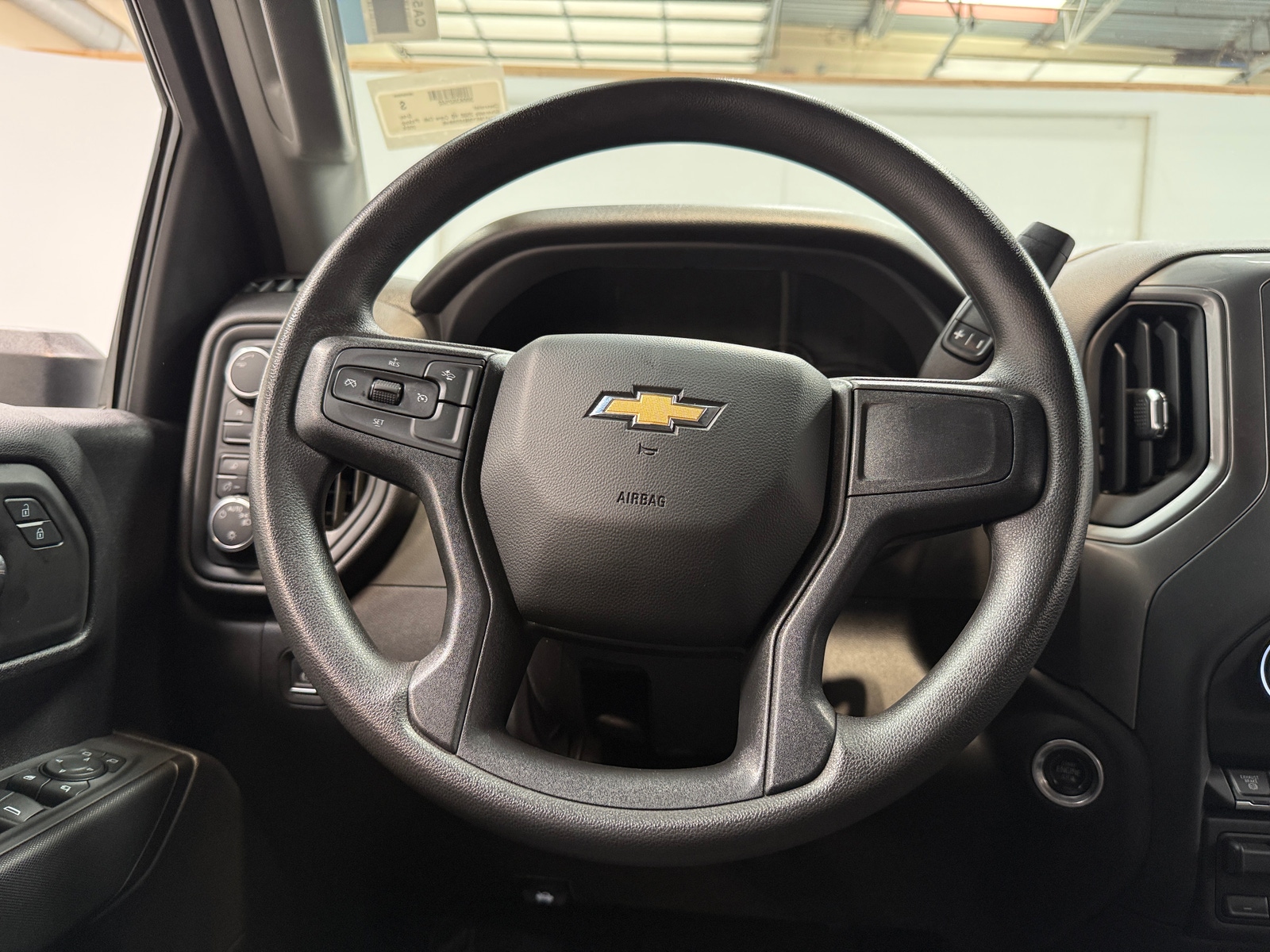 Thumbnail: 2024 Chevrolet Silverado 2500 - 5