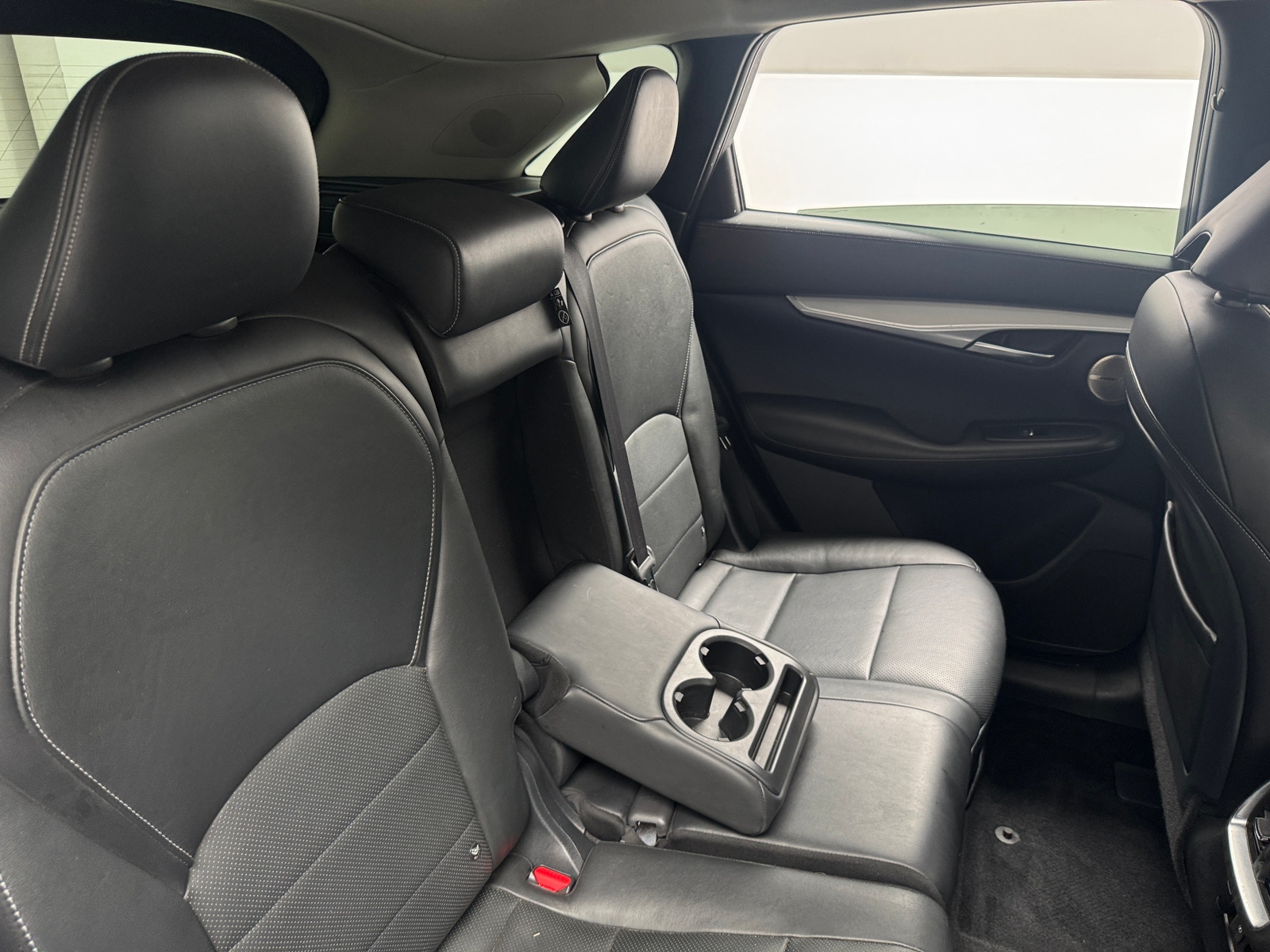 Thumbnail: 2019 INFINITI QX50 - 5