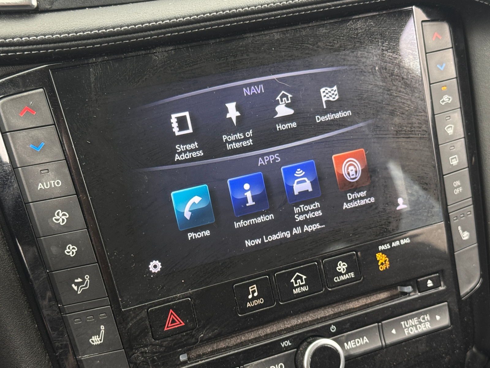 Thumbnail: 2019 INFINITI QX50 - 3