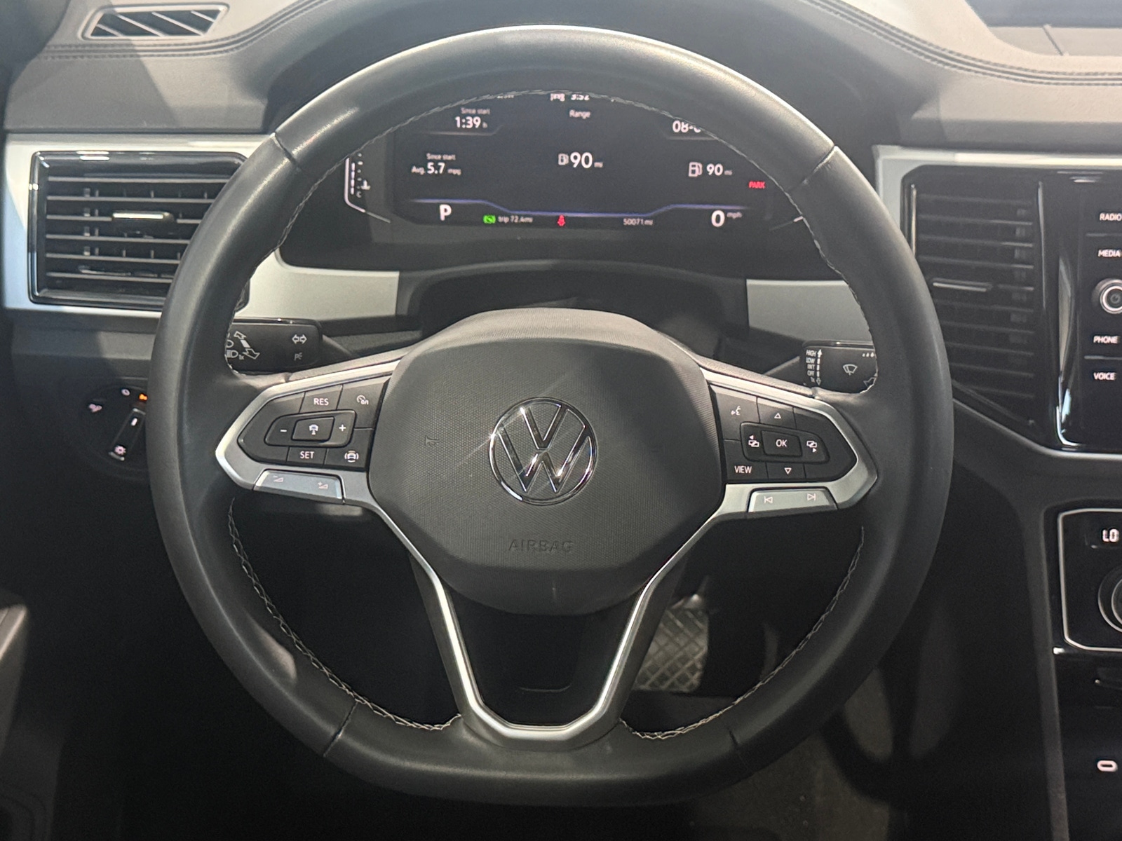 Thumbnail: 2023 Volkswagen Atlas - 4