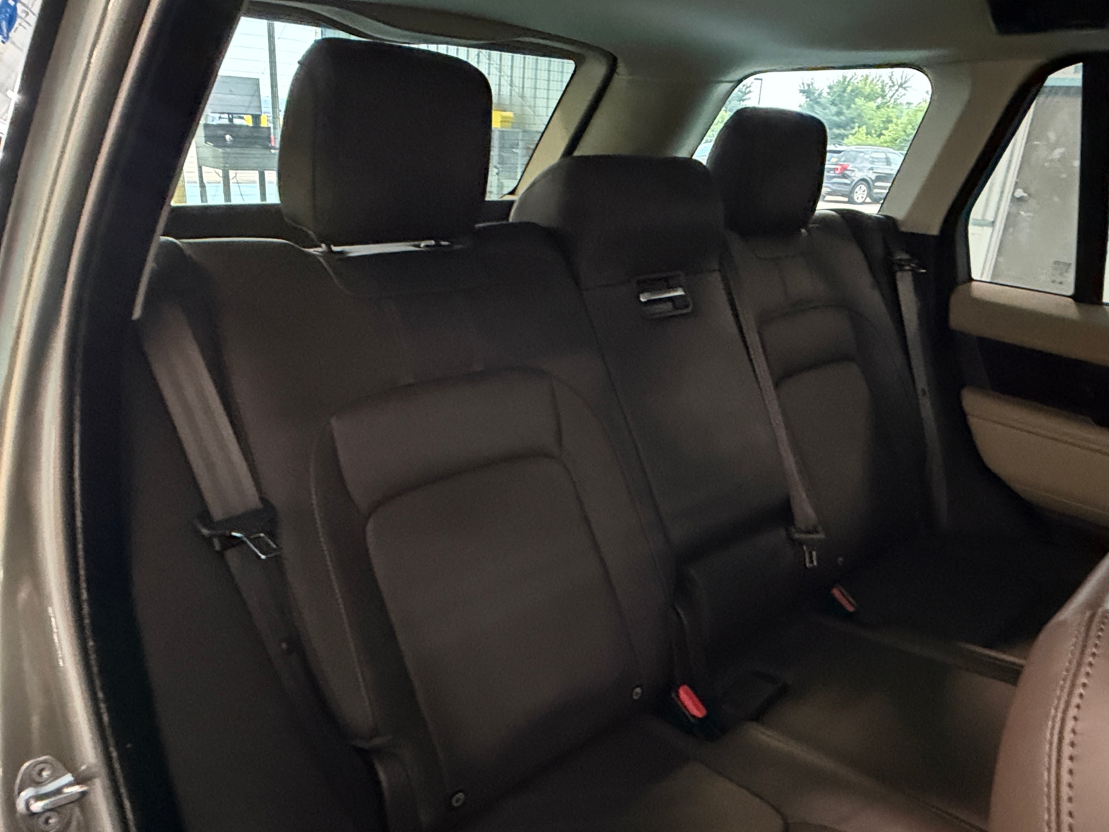 Thumbnail: 2020 Land Rover Range Rover - 6
