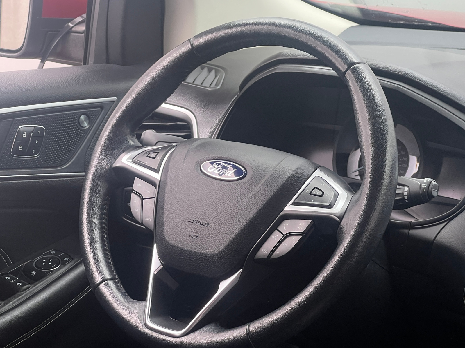 Thumbnail: 2023 Ford Edge - 4