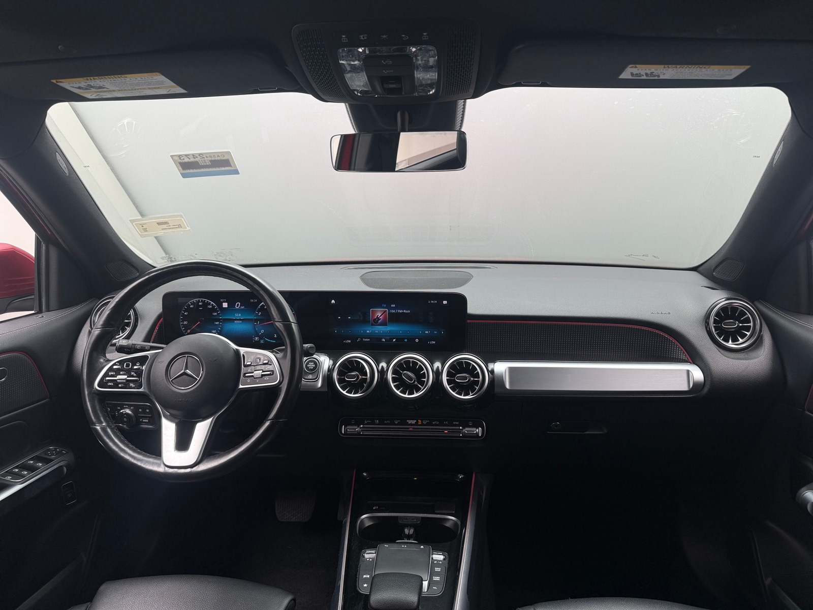 Thumbnail: 2022 Mercedes-Benz GLB - 2