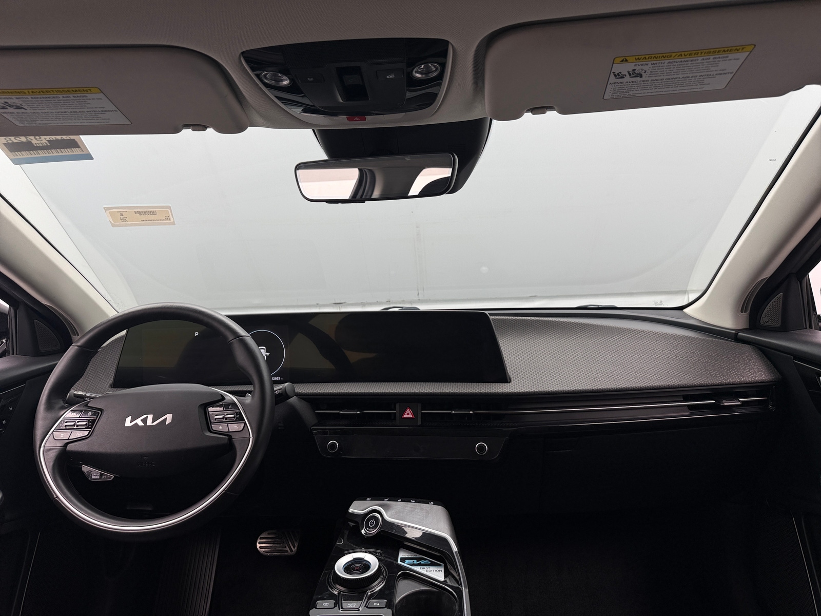 Thumbnail: 2022 Kia EV6 - 2