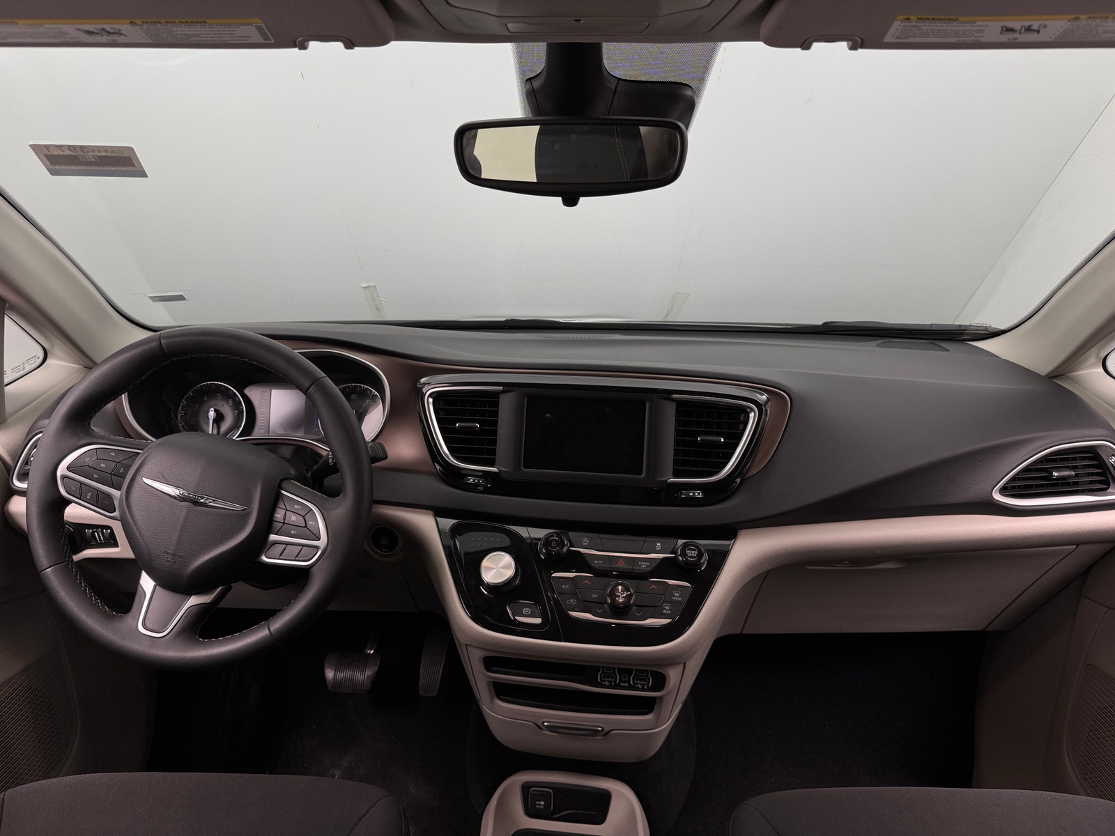 Thumbnail: 2024 Chrysler Voyager - 3