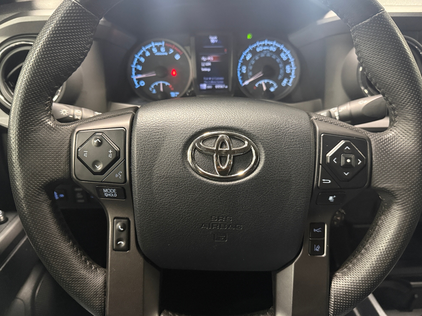 Thumbnail: 2019 Toyota Tacoma - 5