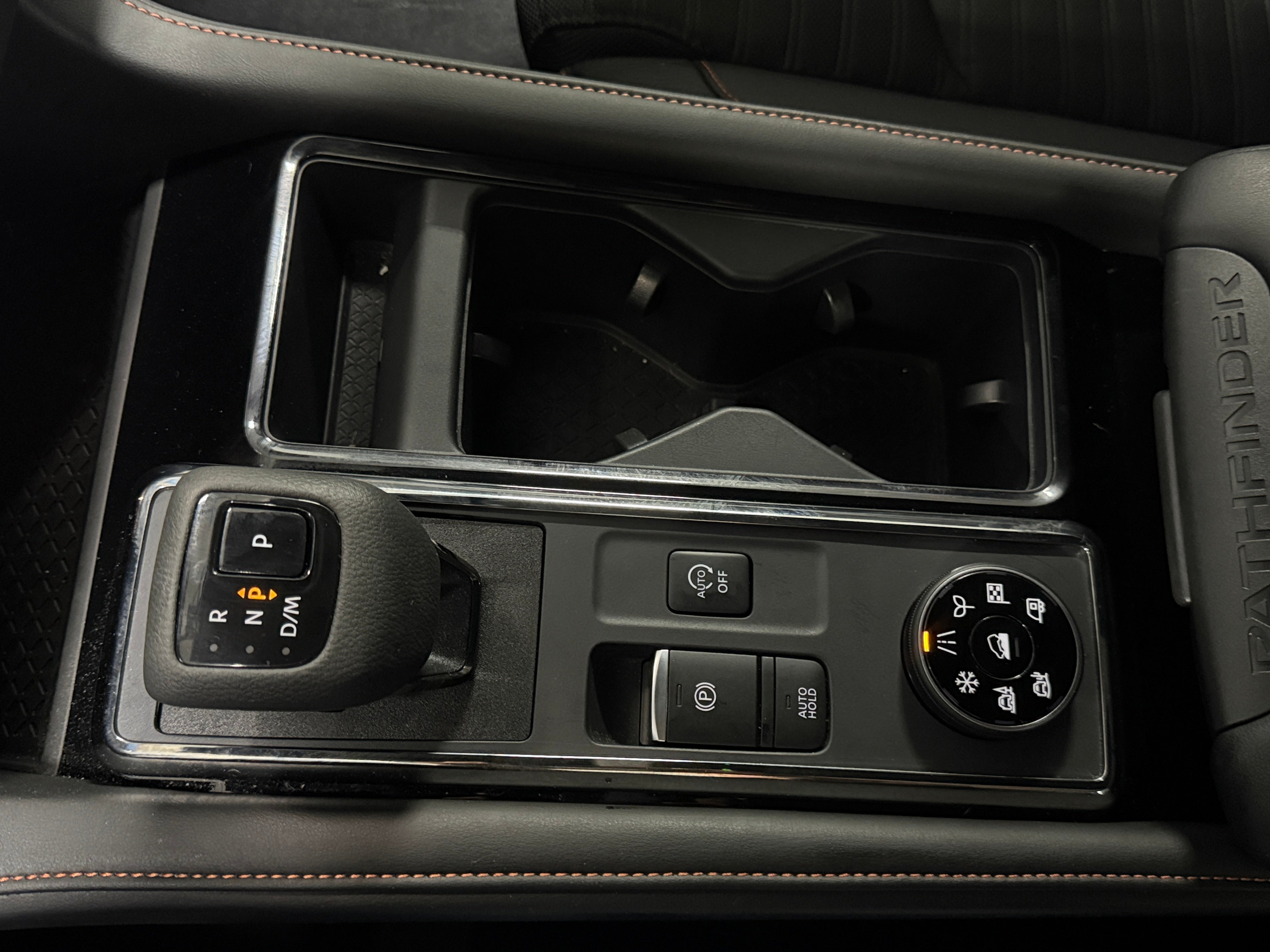 2025 Nissan Pathfinder Rock Creek - Photo 8