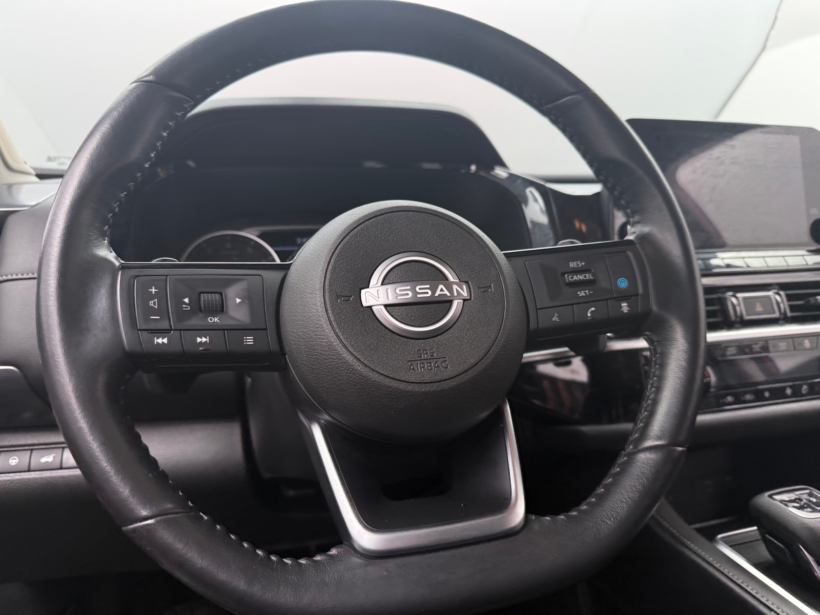 Thumbnail: 2024 Nissan Pathfinder - 4