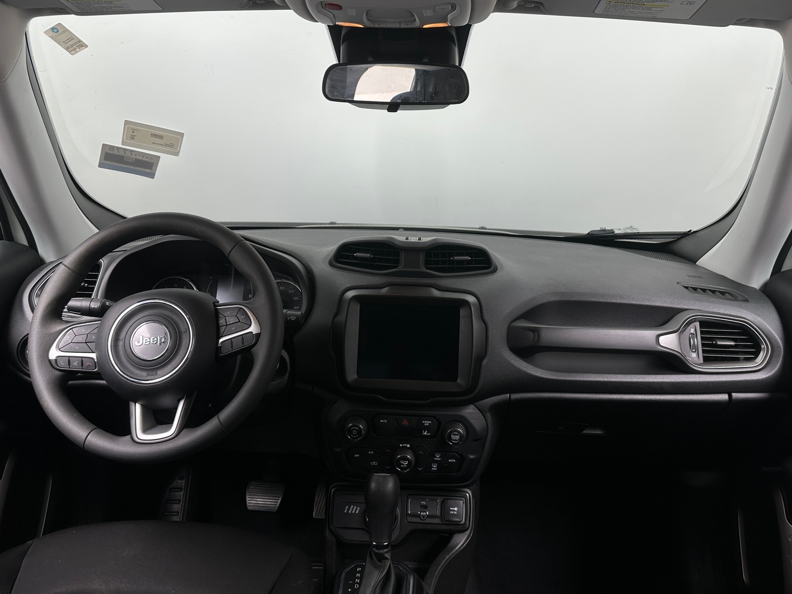 Thumbnail: 2023 Jeep Renegade - 3