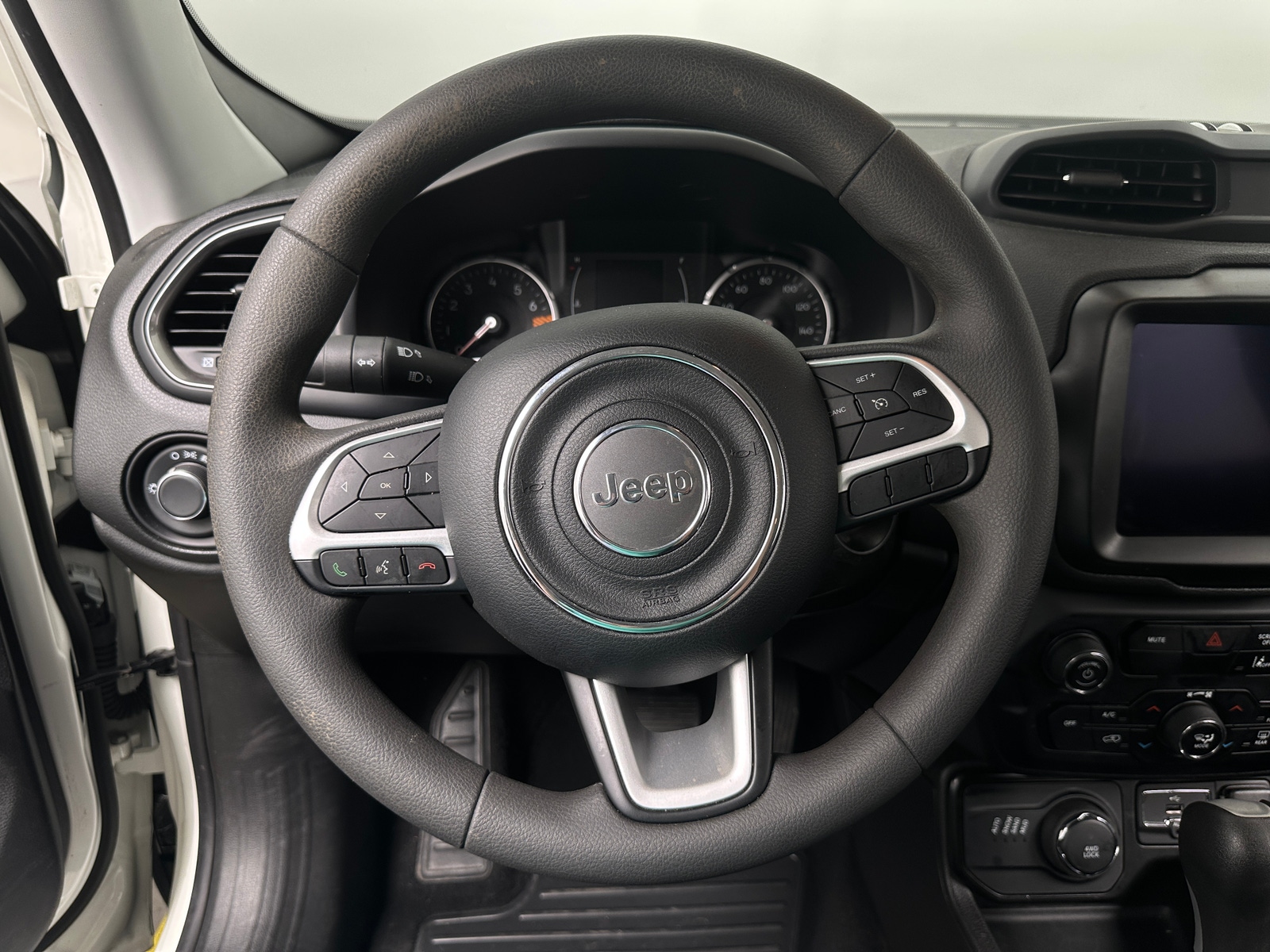 Thumbnail: 2023 Jeep Renegade - 5