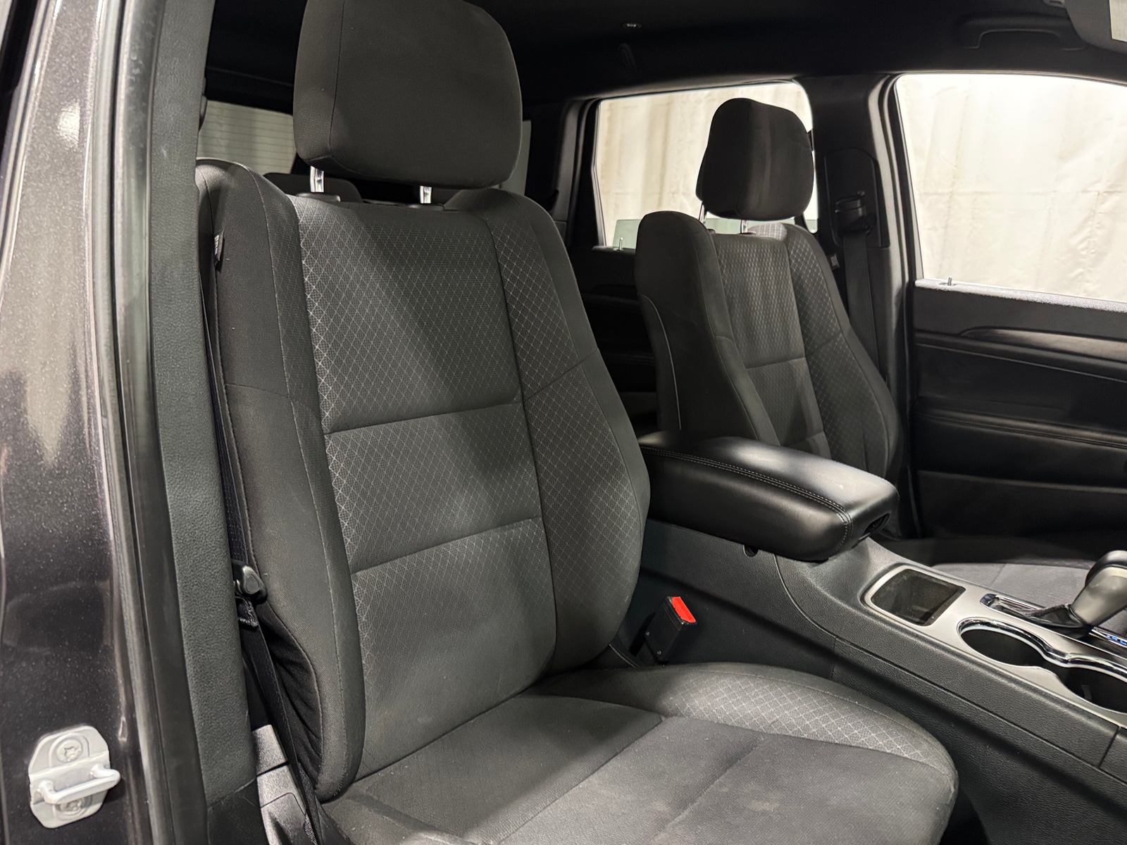 Thumbnail: 2018 Jeep Grand Cherokee - 2