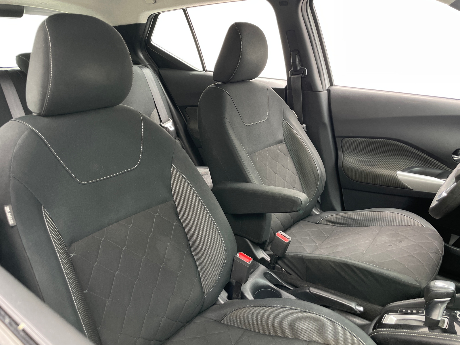 Thumbnail: 2019 Nissan Kicks - 2