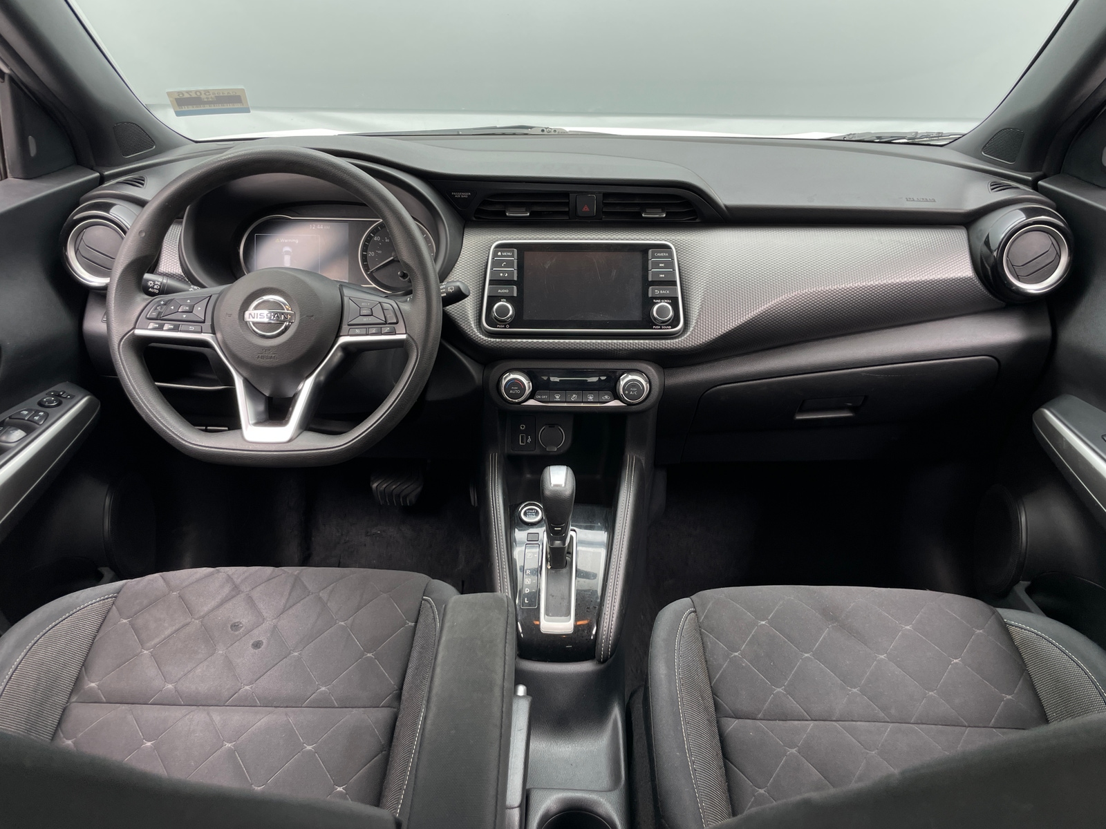 Thumbnail: 2019 Nissan Kicks - 3