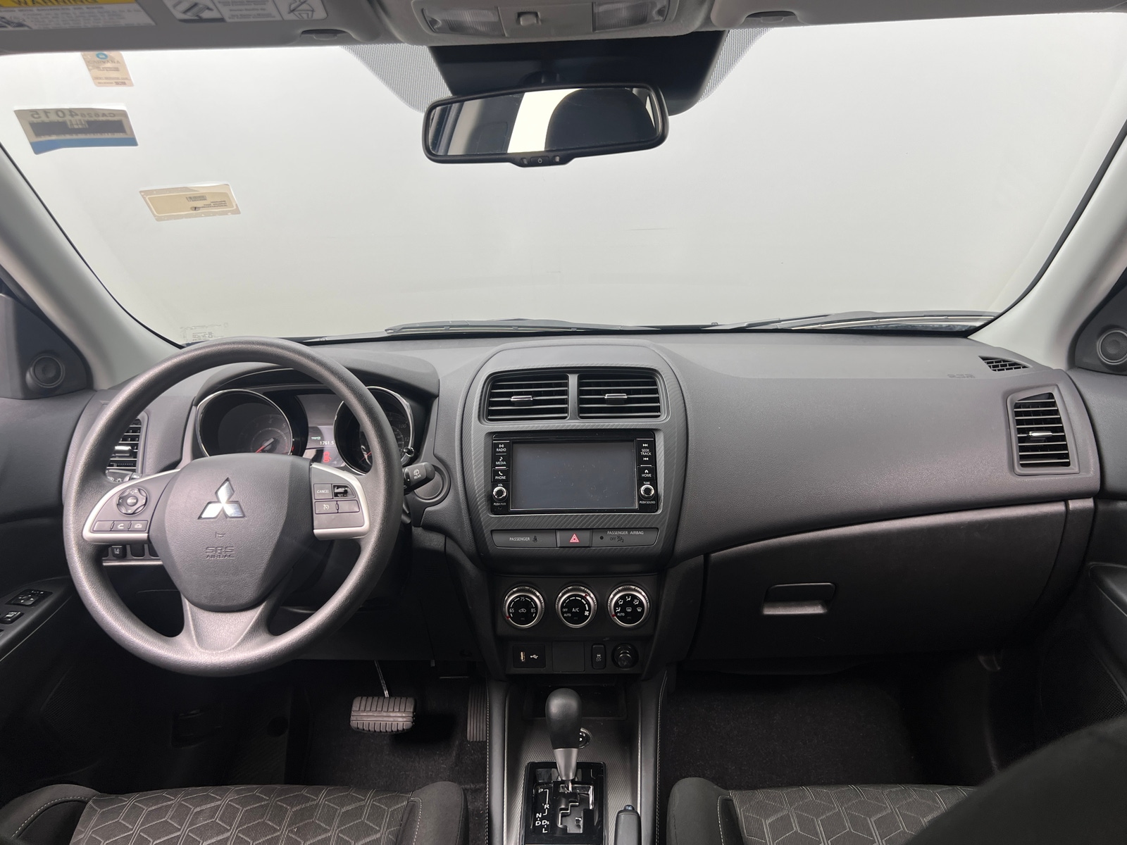 Thumbnail: 2025 Mitsubishi Outlander Sport - 3